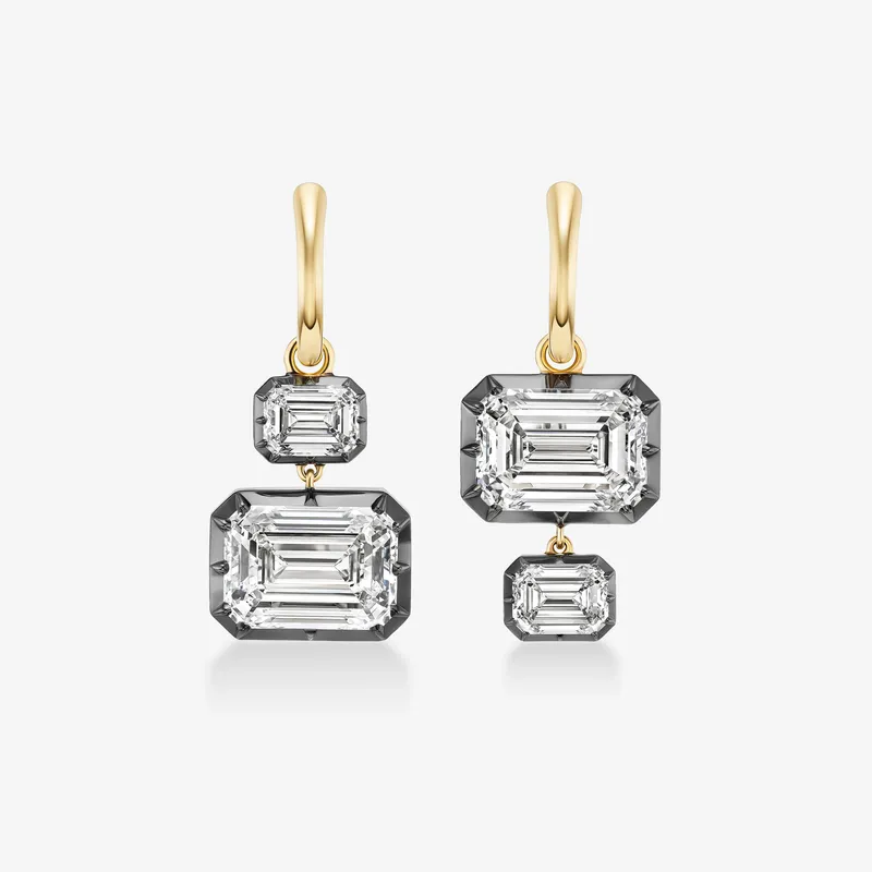 <p>The Jessica McCormack Asymmetric Diamond Gypset earrings worn by actress Rashida Jones to the 2025 Emmy Awards</p>
