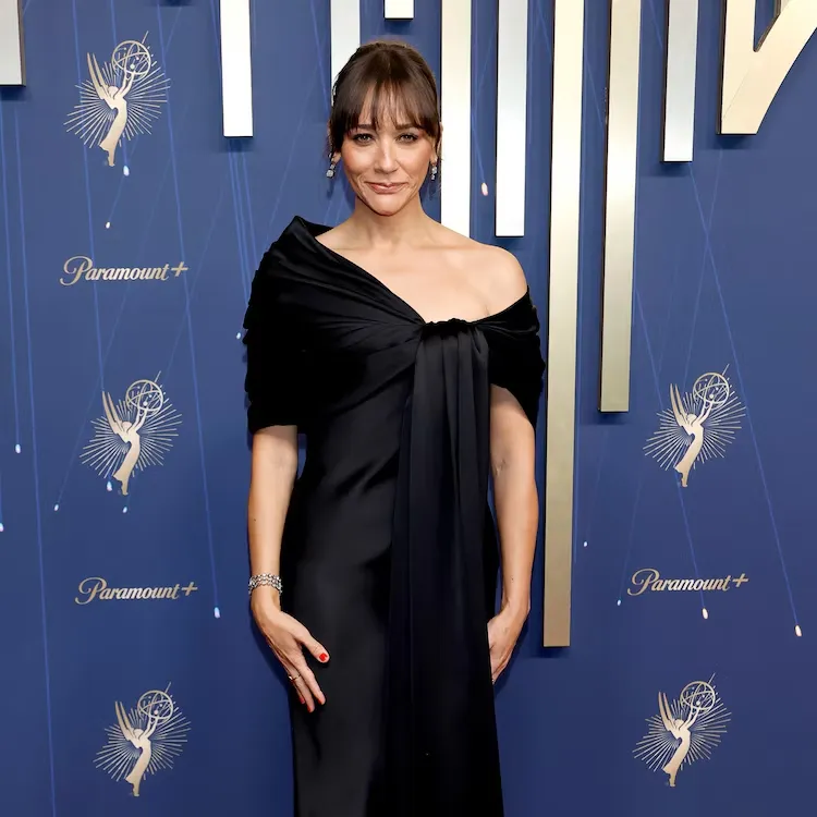 <p>Actress Rashida Jones attends the 2025 Emmy Awards wearing a suite of diamond jewels by Jessica McCormack, including the Asymmetric Diamond Gypset earrings, the 1774 Diamond bracelet and a Diamond Button Back ring</p>
