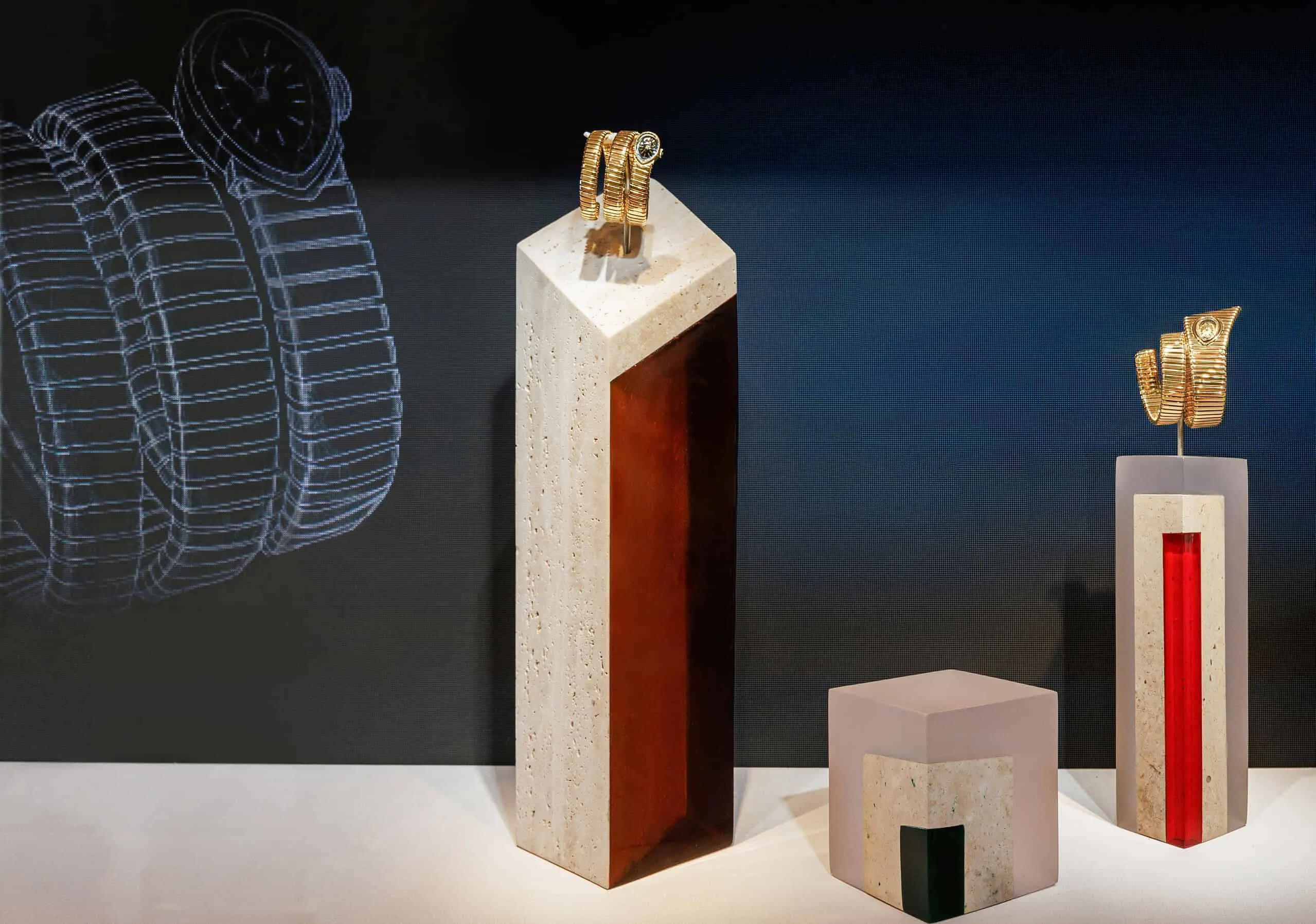 <p>The Bvlgari Heritage collection with Serpenti creations at the Serpenti Infinito exhibition in Shanghai</p>