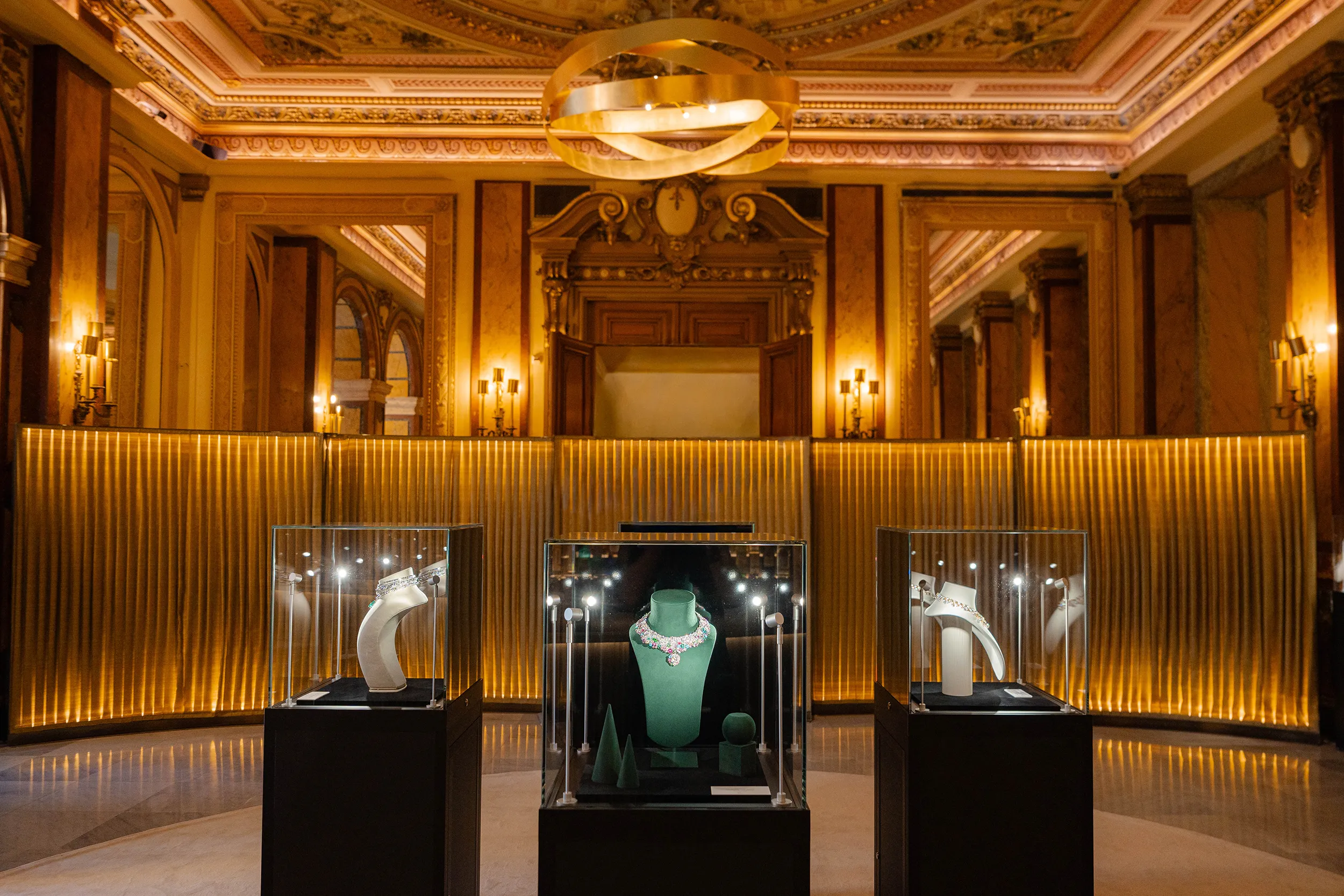 <p>Before the awards were announced, guests could admire the pieces of high jewellery on show</p>
