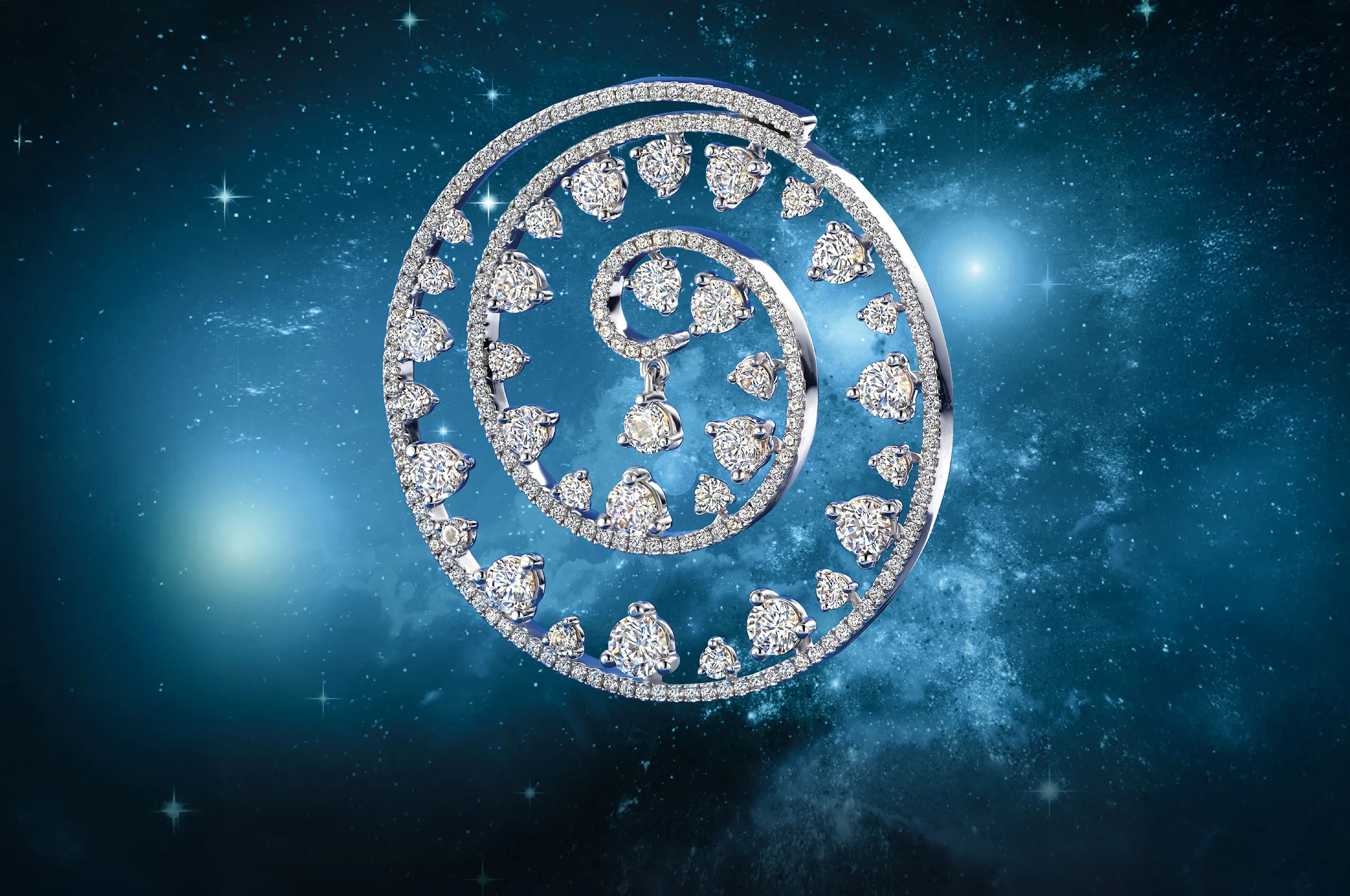 <p>Histoire d’Elle diamond-set creation from the Les Infinis d’Elle collection</p>
