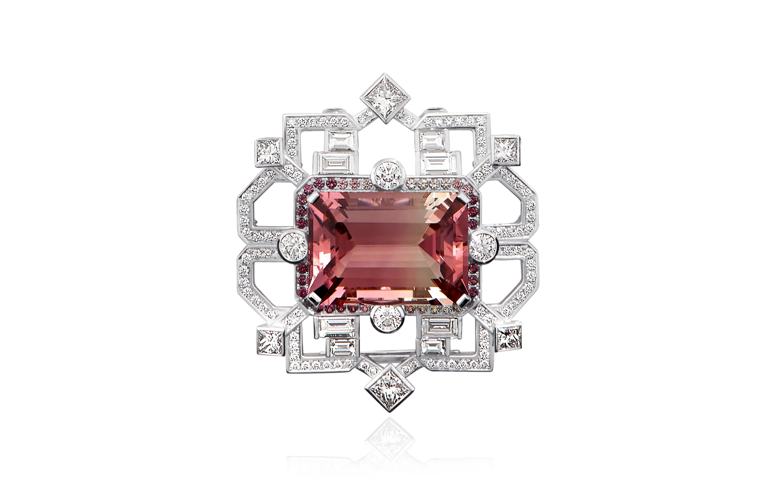 <p>A closer look at the Matthew Ely brooch-pendant with a 24.34 carat bi-colour tourmaline that will be featured in a photographic exhibition organised by Katerina Perez at GemGenève</p>
