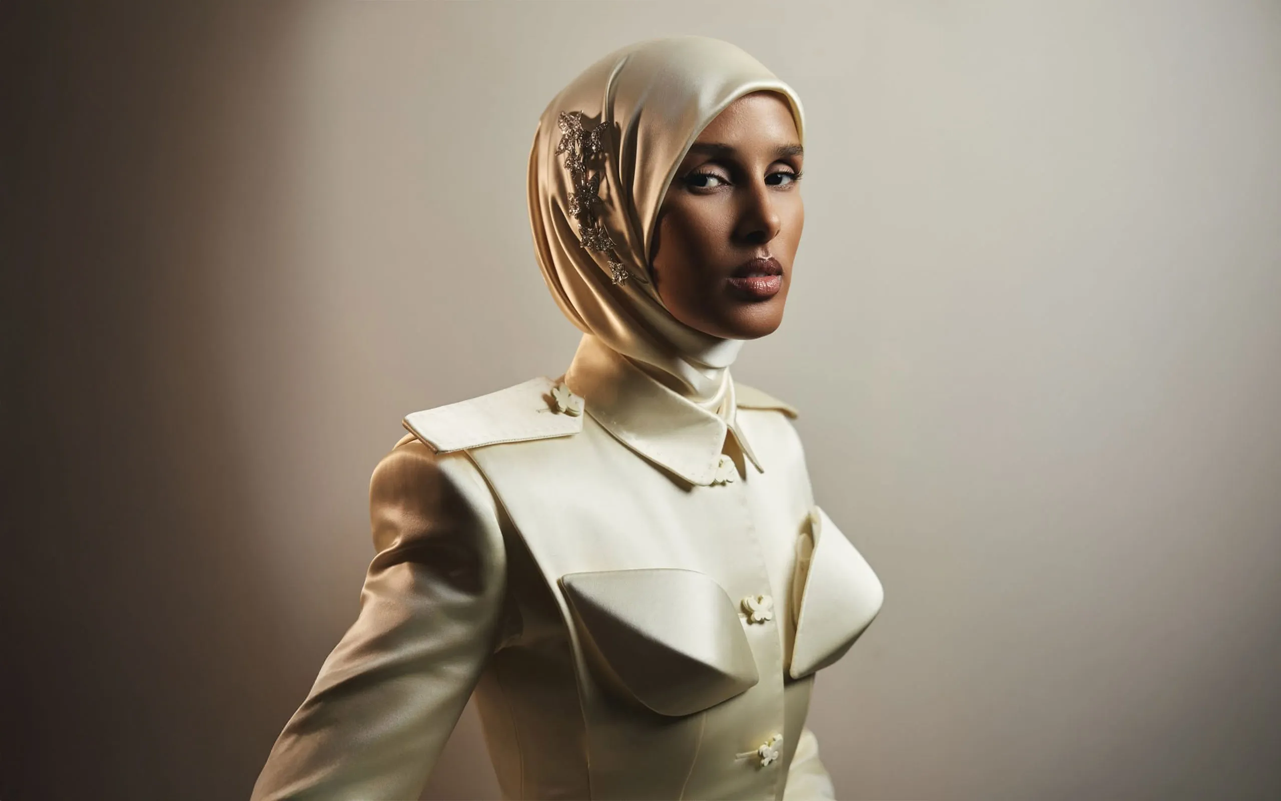 <p>Somali model Rawdah Mohamed adorned her hijab with the Boucheron Lierre de Paris brooch from the Untamed Nature High Jewellery collection at the Cannes Film Festival 2025</p>
