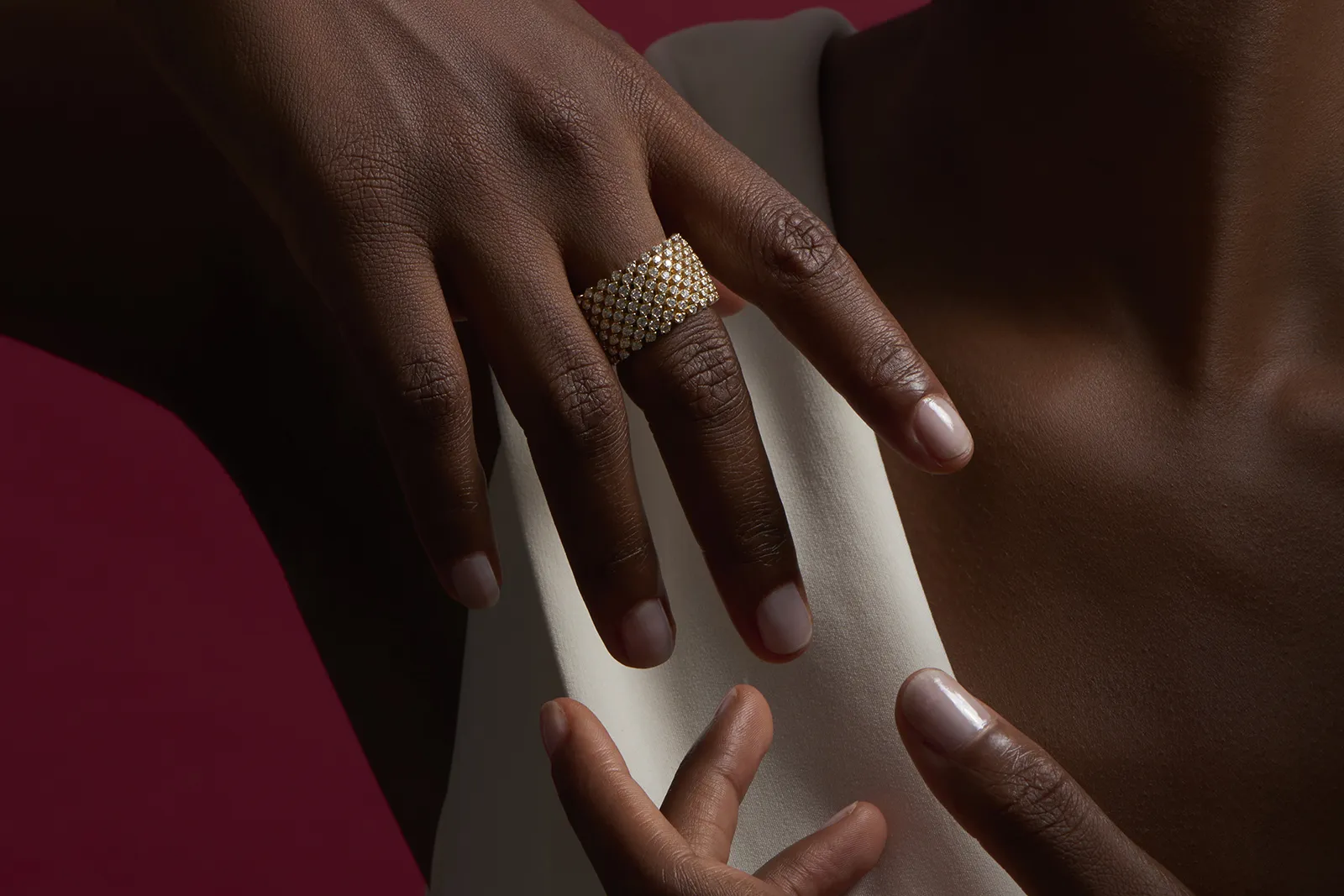 <p>Serafino Consoli has a world invention patent for its multi-sized rings and expandable ring-to-bracelet concept, which result in innovative and comfortable fine jewellery </p>