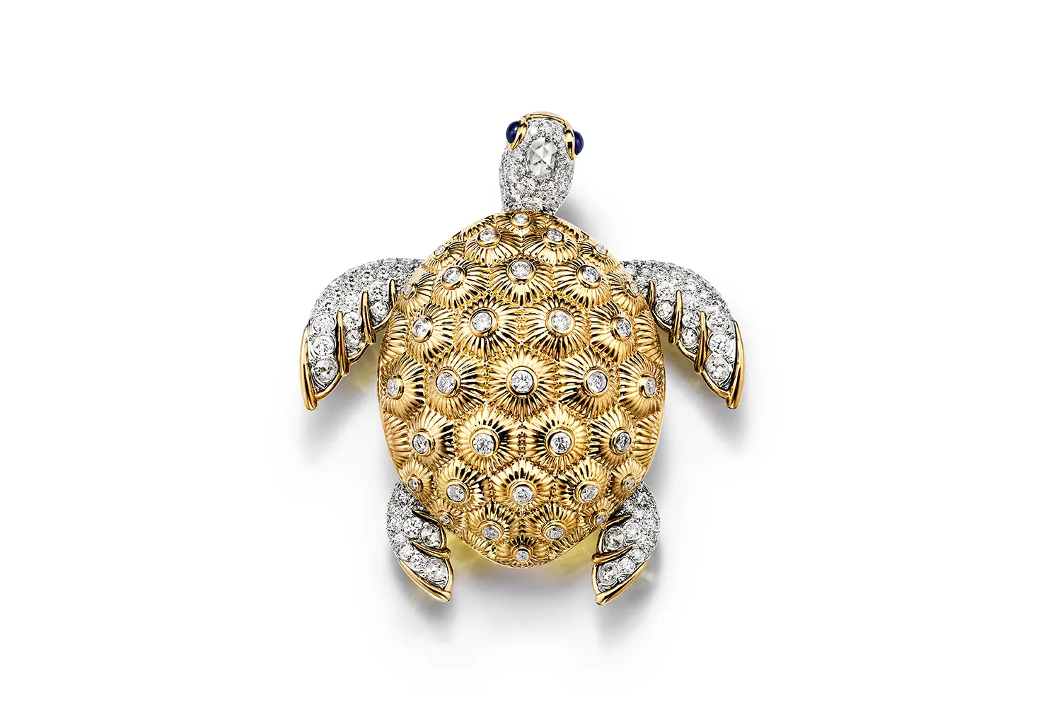 <p>Tiffany &#038; Co. Sea Turtle brooch with sapphires and over 8 total carats of diamonds set in 18k yellow gold and platinum, from the Sea of Wonder Blue Book 2025 High Jewellery collection </p>

