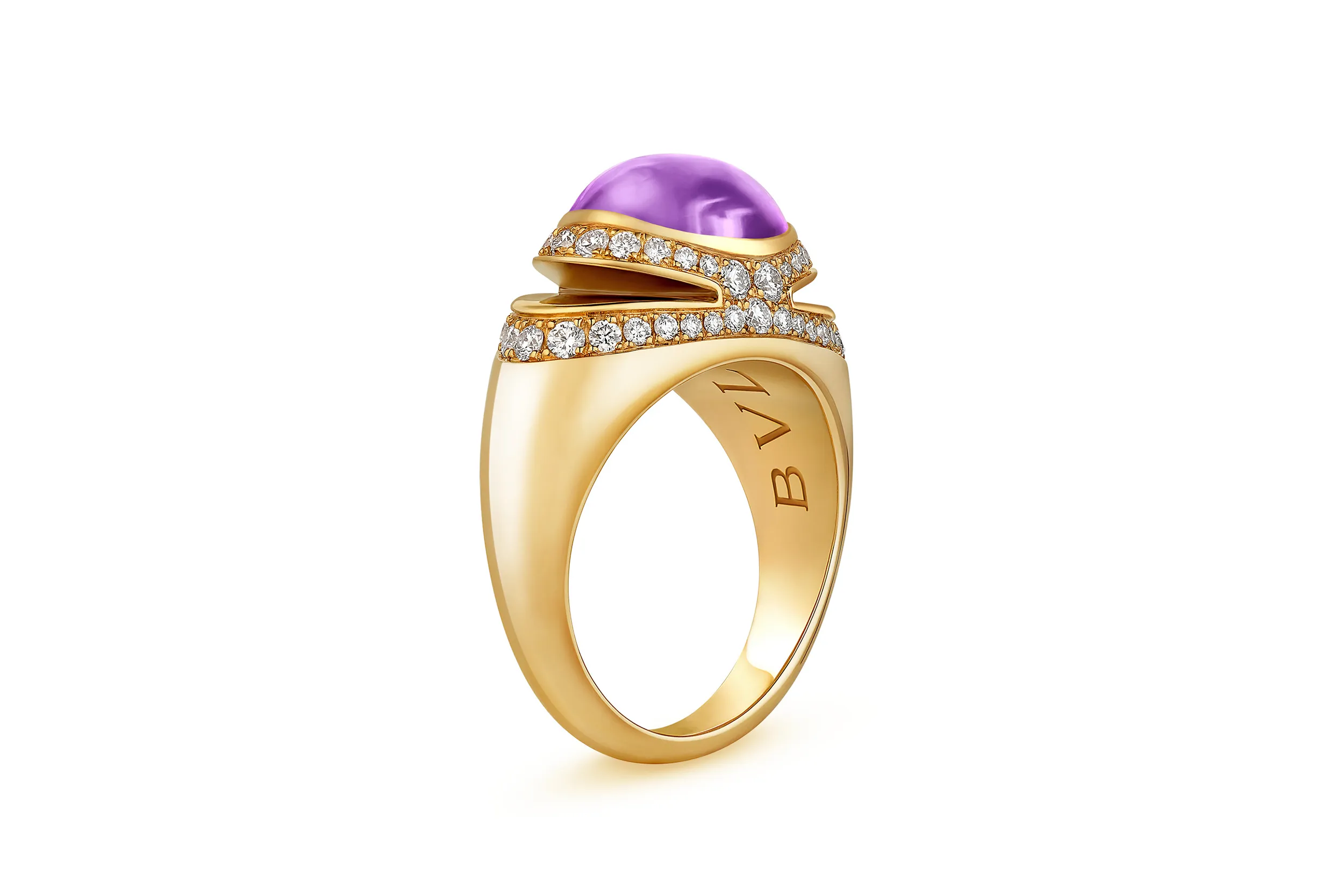 <p>The Bvlgari cocktail ring worn by actress Shailene Woodley at the Venice Film Festival 2025, crafted in 18k yellow gold with a fancy-cut amethyst cabochon and accented with diamonds</p>
