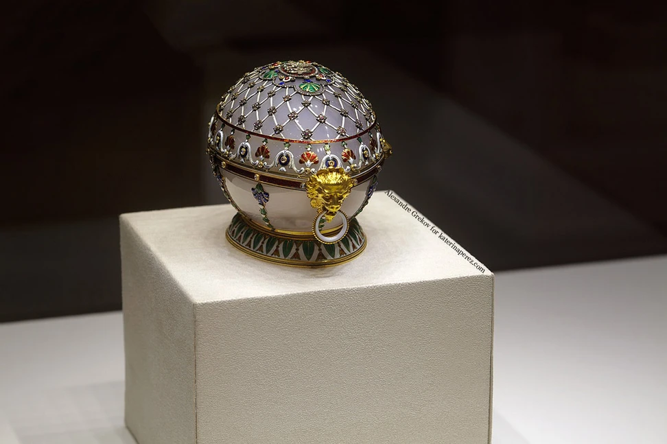 <p>Faberge Museum – Renaissance Easter Egg – Gift from Emperor Alexander III to his wife, Empress Maria Feodorovna, Easter, 1894. Workmaster Mikhail Perk</p>