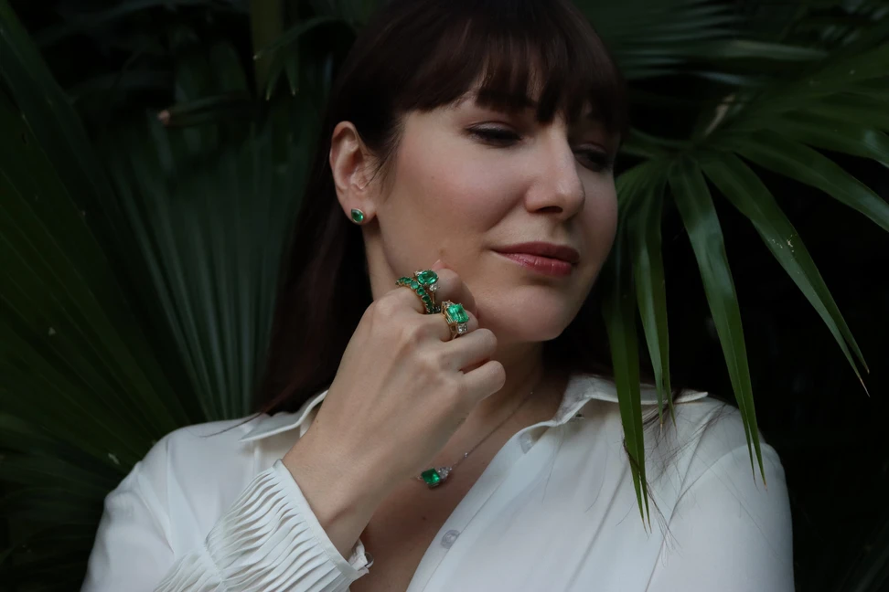 <p>Katerina Perez wears emeralds by Valentina Fine Jewellery including a pair of pear-shaped Colombian emerald earrings in 18k yellow gold, an emerald eternity band in 18k yellow gold, a 5.51-carat Colombian emerald ring with pear-cut diamonds in two-tone 18k gold, a 6.78-carat Colombian emerald ring with 2.03 carats of light yellow diamonds, and an emerald and diamond toi et moi style necklace with a 3.60-carat Colombian emerald and 1.22 carats of diamonds in 18k white gold </p>