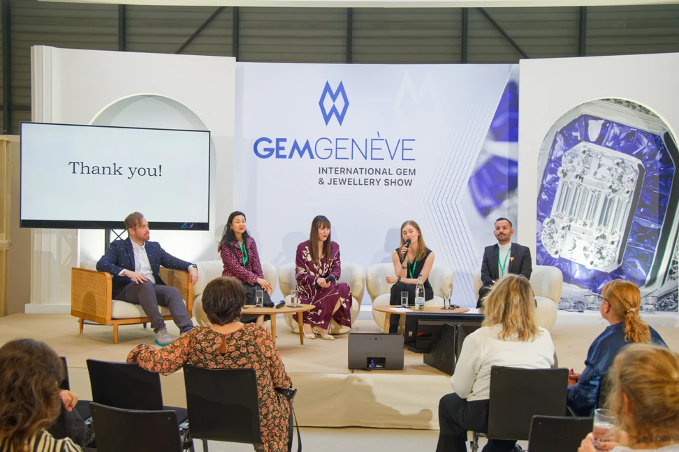 <p>Judges Frédéric Mané, Tania Chan, Katerina Perez, Scarlett Claus and Richard Reis in conversation at GemGenève ahead of the Katerina Perez x Osmium Institute Design Contest winner announcement</p>