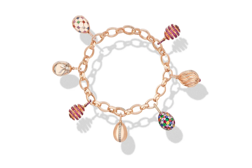 <p class="section-title">Not all of us are aware that the tradition of wearing charm bracelets appeared a long time ago during the times of great Tzars ruling the Imperial Russia. Fabergé – the jeweller du jour for the aristocracy of Imperial Russia – was responsible for this gift of choice. The Fabergé Charm Bracelet</p>
