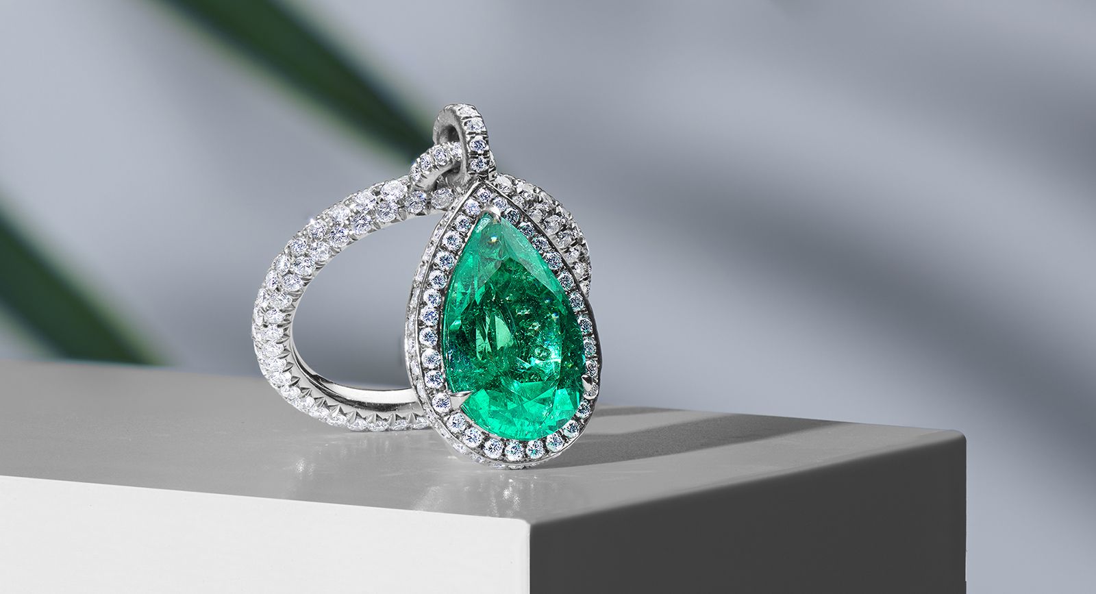 Muzo x Glajz's latest emerald and pink diamond collaboration