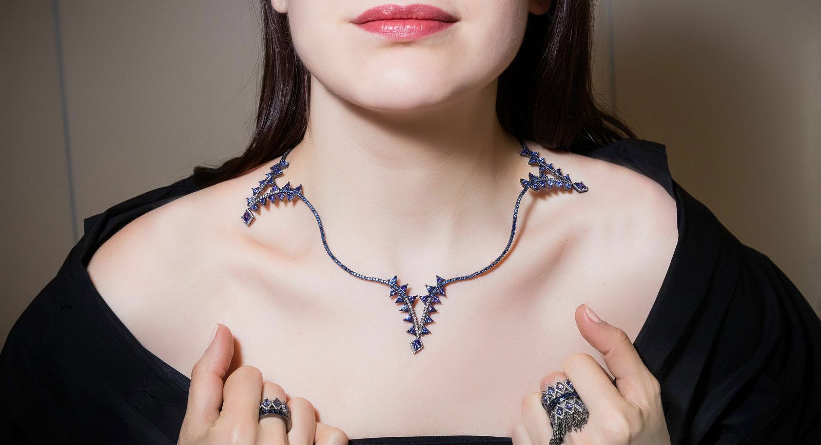 Leyla Abdollahi necklace with sappphires