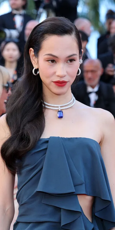 <p>Model Kiko Mizuhara wears the Messika Enigma High Jewellery necklace with a 45-carat emerald-cut tanzanite to the 2026 Cannes Film Festival</p>