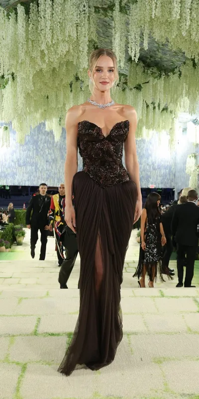 <p>Rosie Huntington-Whiteley wore high jewellery by Tiffany &amp; Co., including a Jean Schlumberger by Tiffany &amp; Co. Butterfly ring</p>
