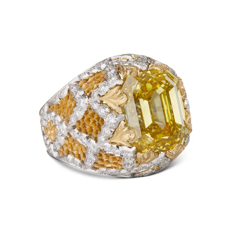 Buccelatti Serenissima emerald cut yellow diamond ring with white diamond detailing