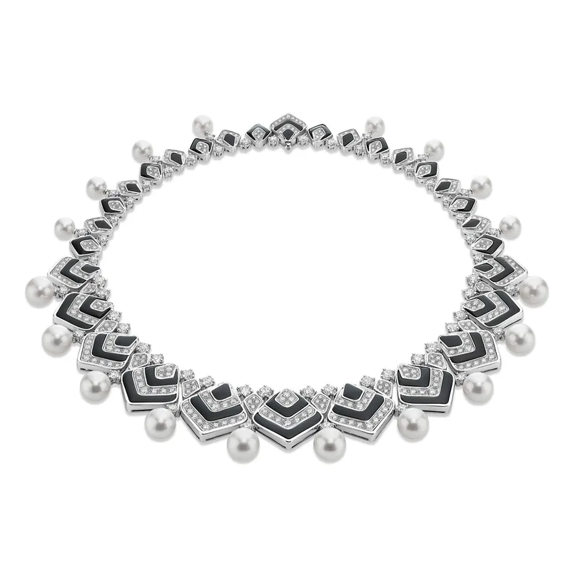 <p>Bulgari Jewelry</p>