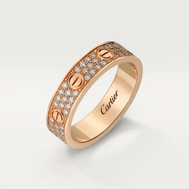 <p>LOVE ring, small model, paved</p>