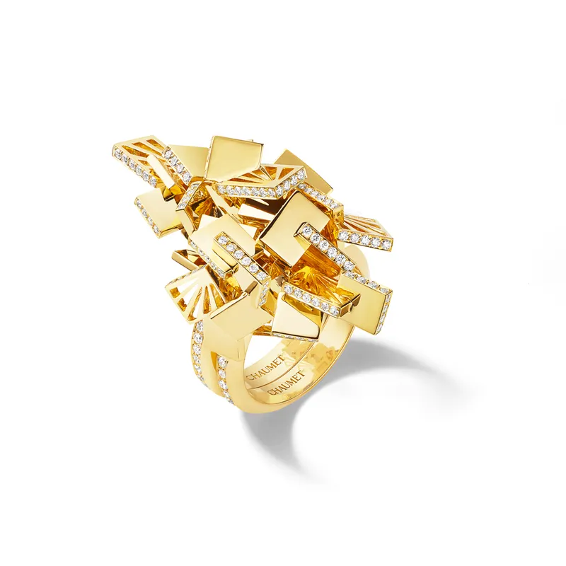 <p>Chaumet Jewelry</p>