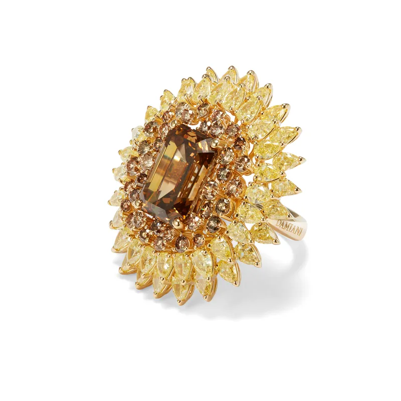 Damiani Radiosa ring, set with a Fancy Yellow-Brown diamond and yellow diamonds