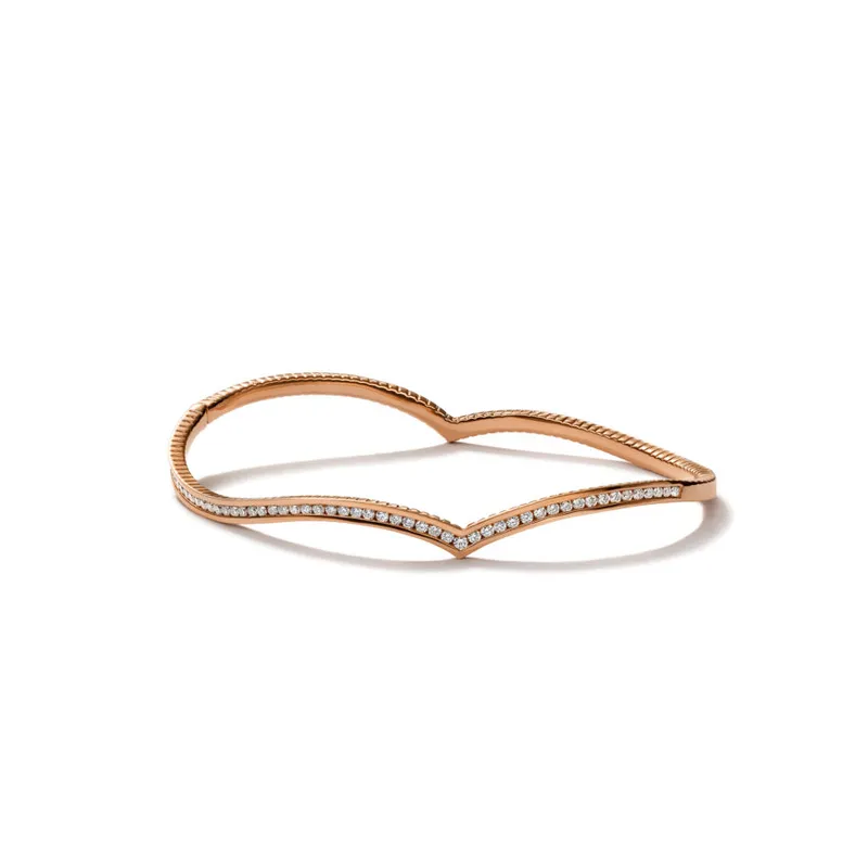 <p class="product_title entry-title elementor-heading-title elementor-size-default">Jeri bangle with 1.02 carats of laboratory-grown diamonds in 18k rose gold</p>
