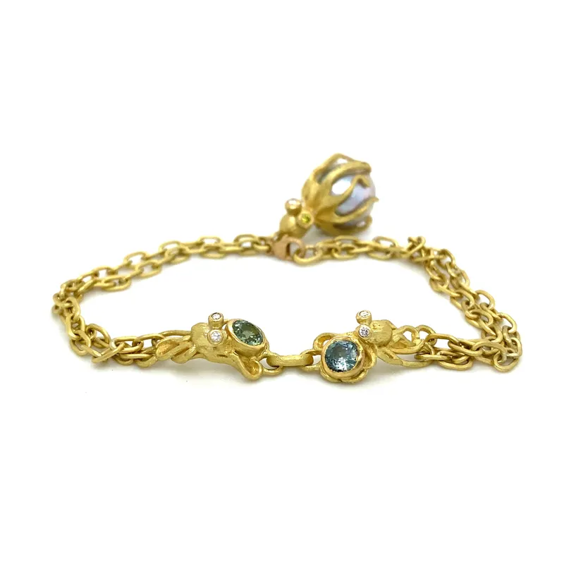 Lene Vibe Octopus bracelet in 18K yellow gold with Akoya pearls and diamonds