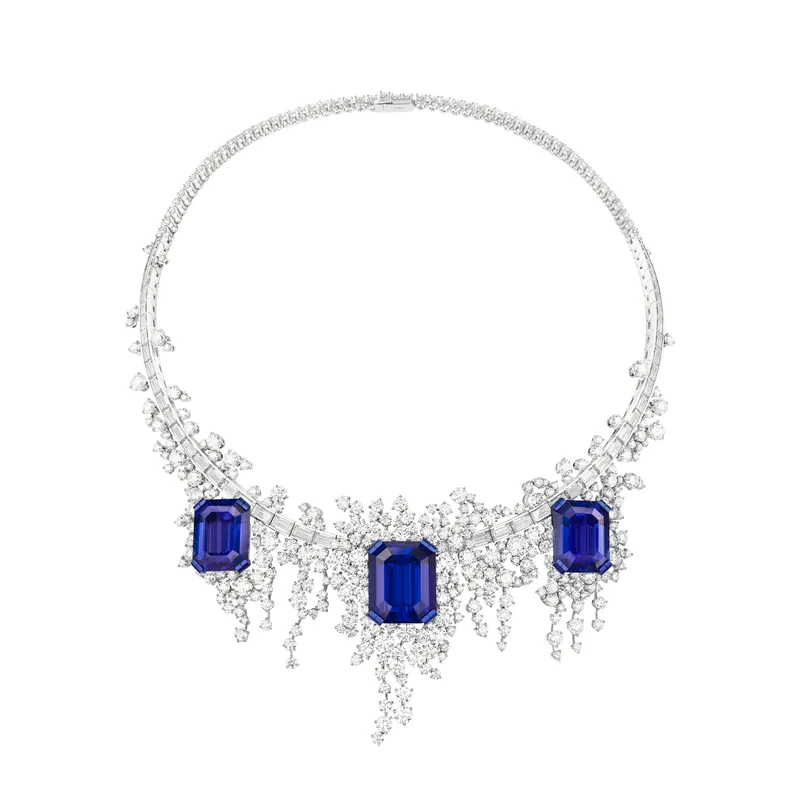 FRED Monsieur Fred Golden Light Moonlight Reflection transformable necklace, set with three tanzanites of 18.36, 26.54 and 18.10 carats