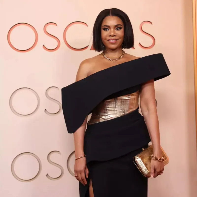 <p>Regina Hall wears Pomellato Catene necklace and ring and Iconica bracelets, earrings and rings</p>
