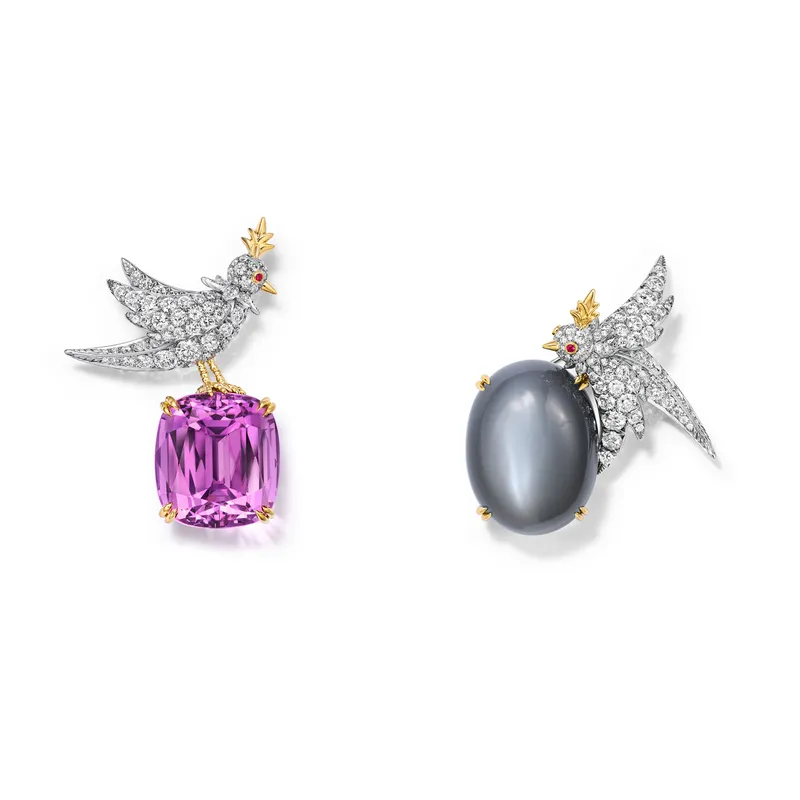 <p>Tiffany &amp; Co. Bird on a Rock: Love Birds high jewellery brooches set with a cushion-cut kunzite of 37.72 carats and an oval cabochon moonstone of 43.77 carats</p>
