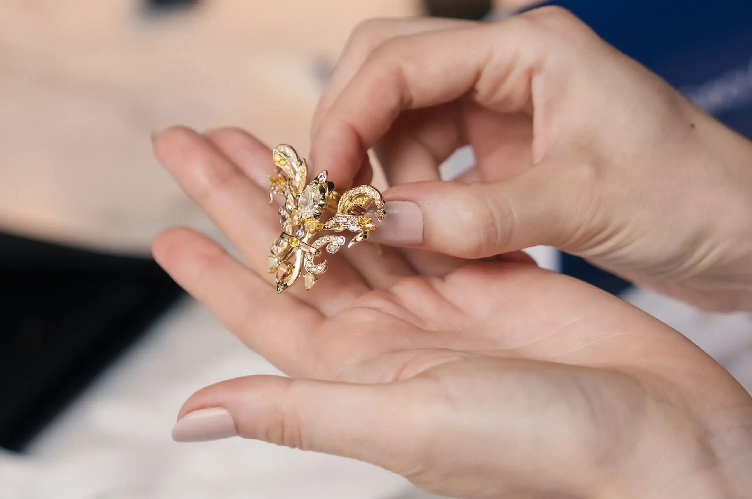 The transformable Kimberley Sunset ring by Tammy Keers of Artisans Bespoke Jewellers