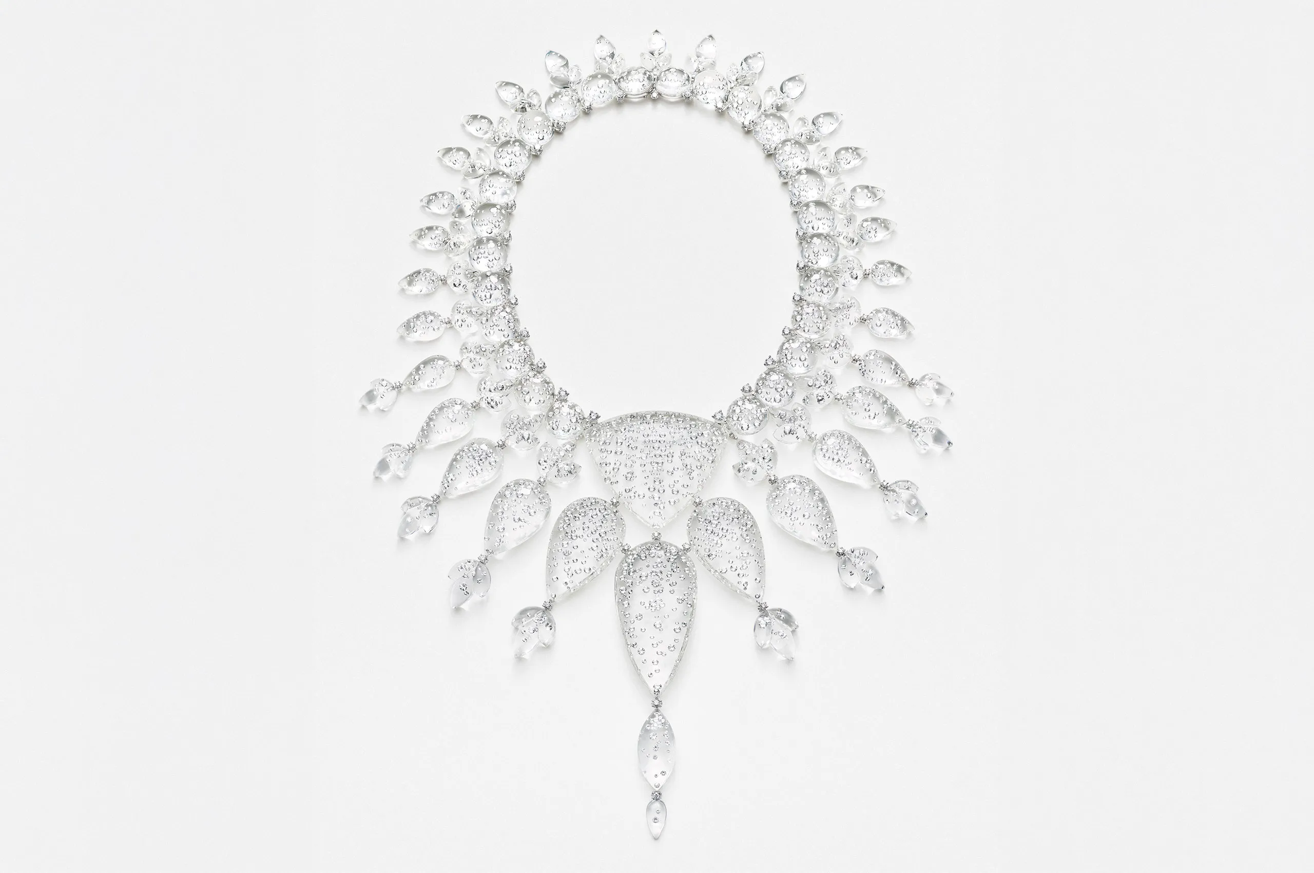 The complete Boucheron Rain necklace with rock crystal and diamonds in white gold from the Human Being Carte Blanche High Jewellery collection