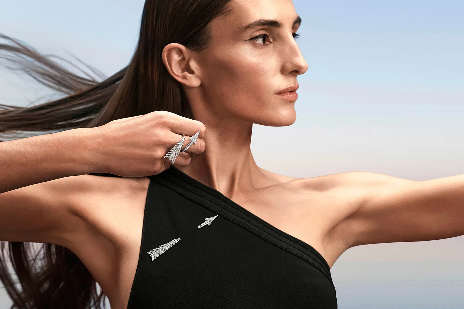 <p>Dynamic and full of intent, each piece in the Flèche collection shoots a flash of light across the skin</p>
