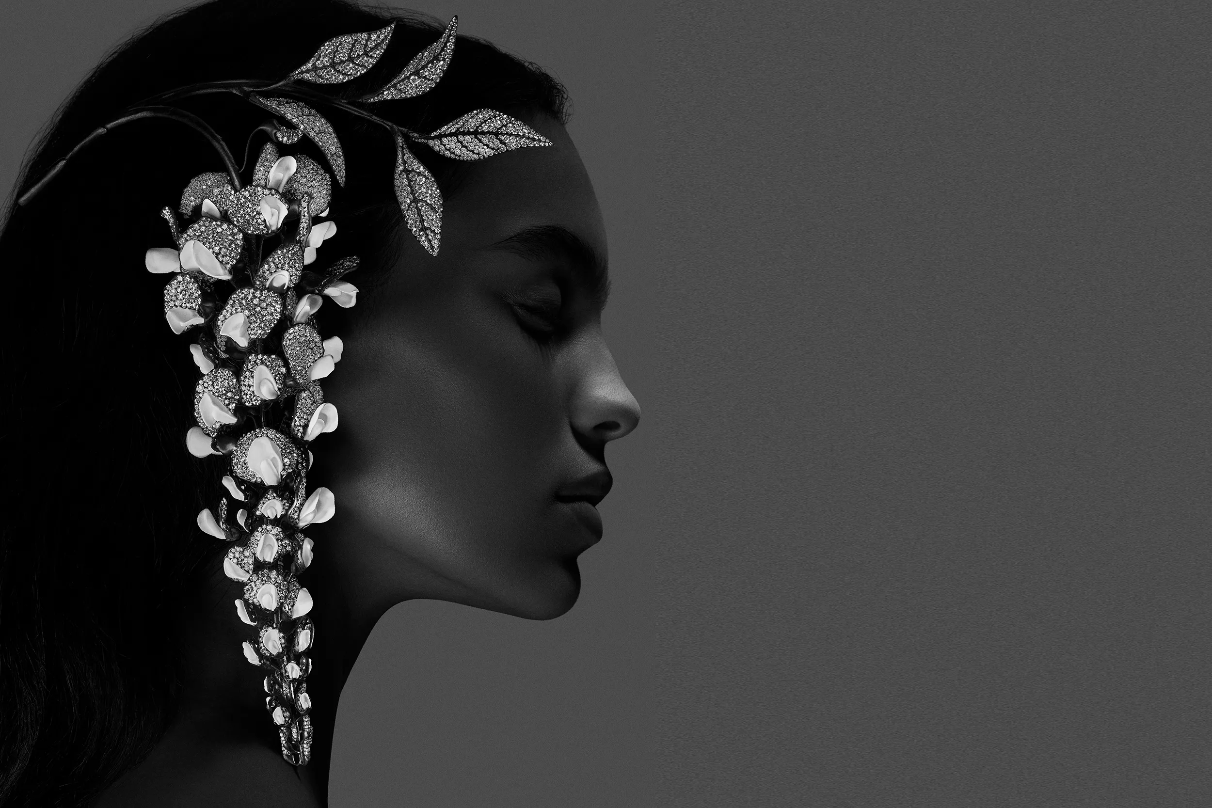 <p>Composition n°3 of the Boucheron Impermanence High Jewellery collection includes a Wisteria brooch that can be worn in the hair</p>
