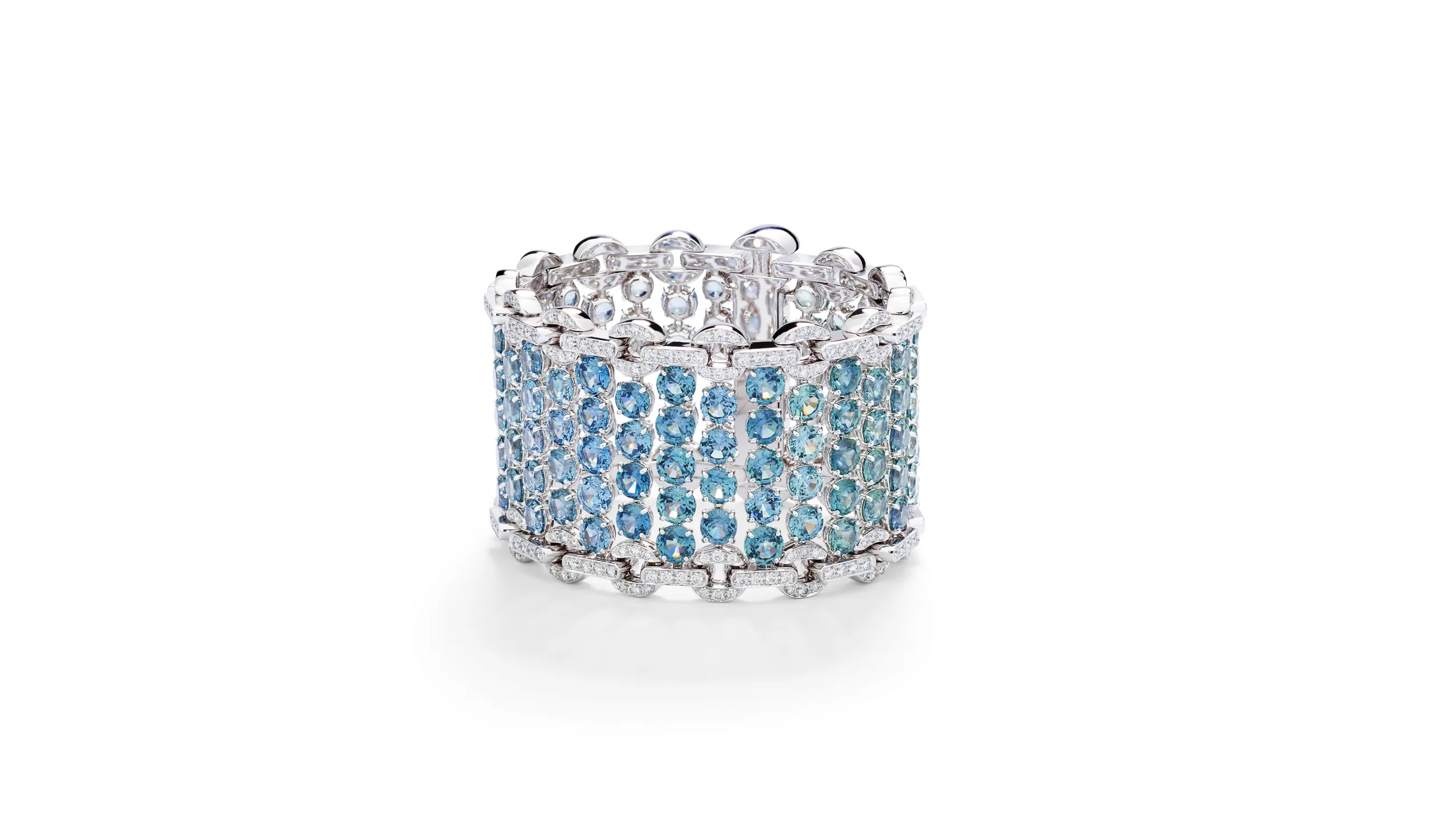 <p>Pomellato Green Waves bracelet, part of the 1970s-inspired chapter of the ‘Collezione 1967’ High Jewellery collection</p>