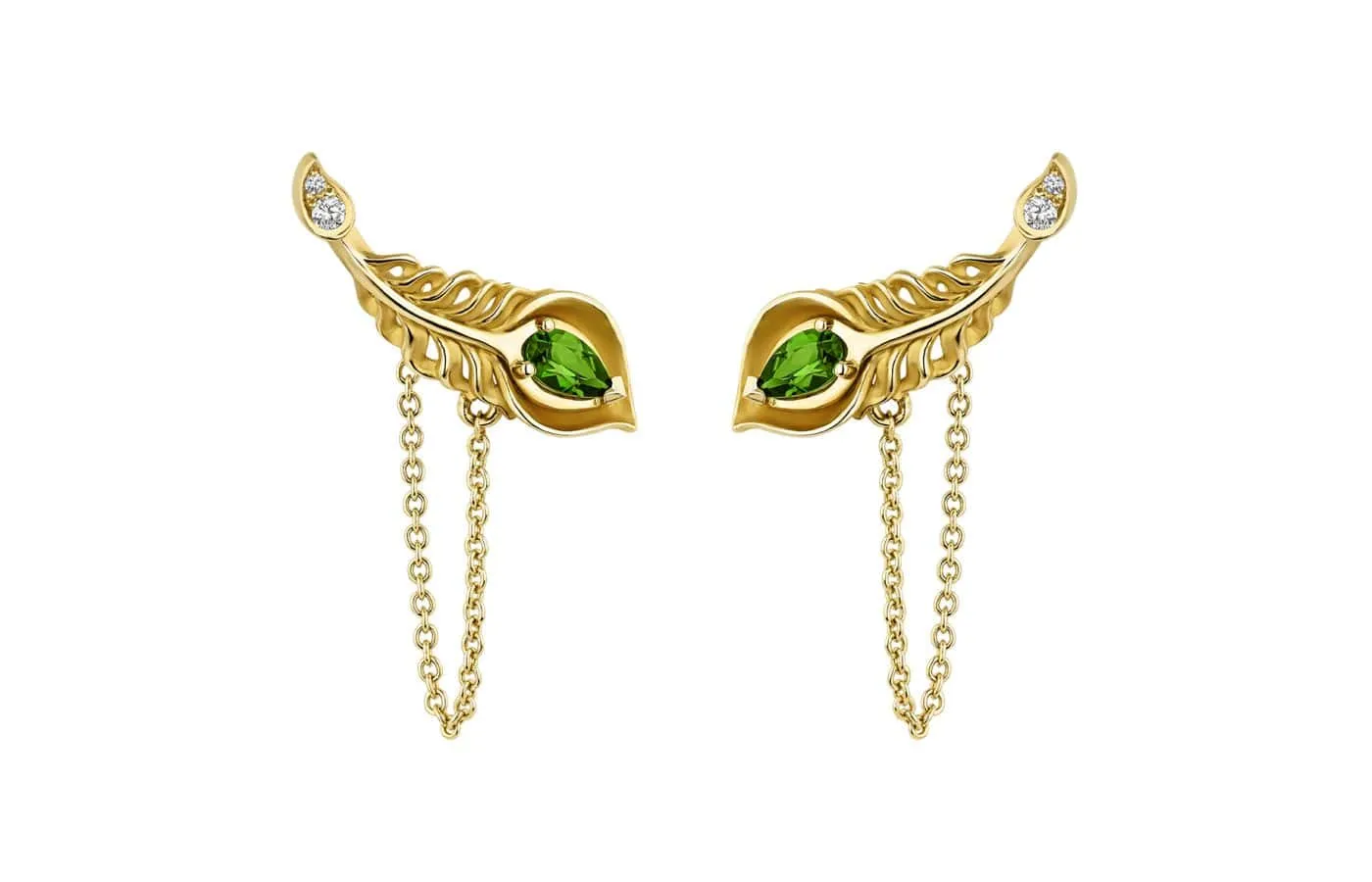 <p>Carrera y Carrera Mistral earrings from the Origen collection with diopsites and diamonds in 18k yellow gold</p>