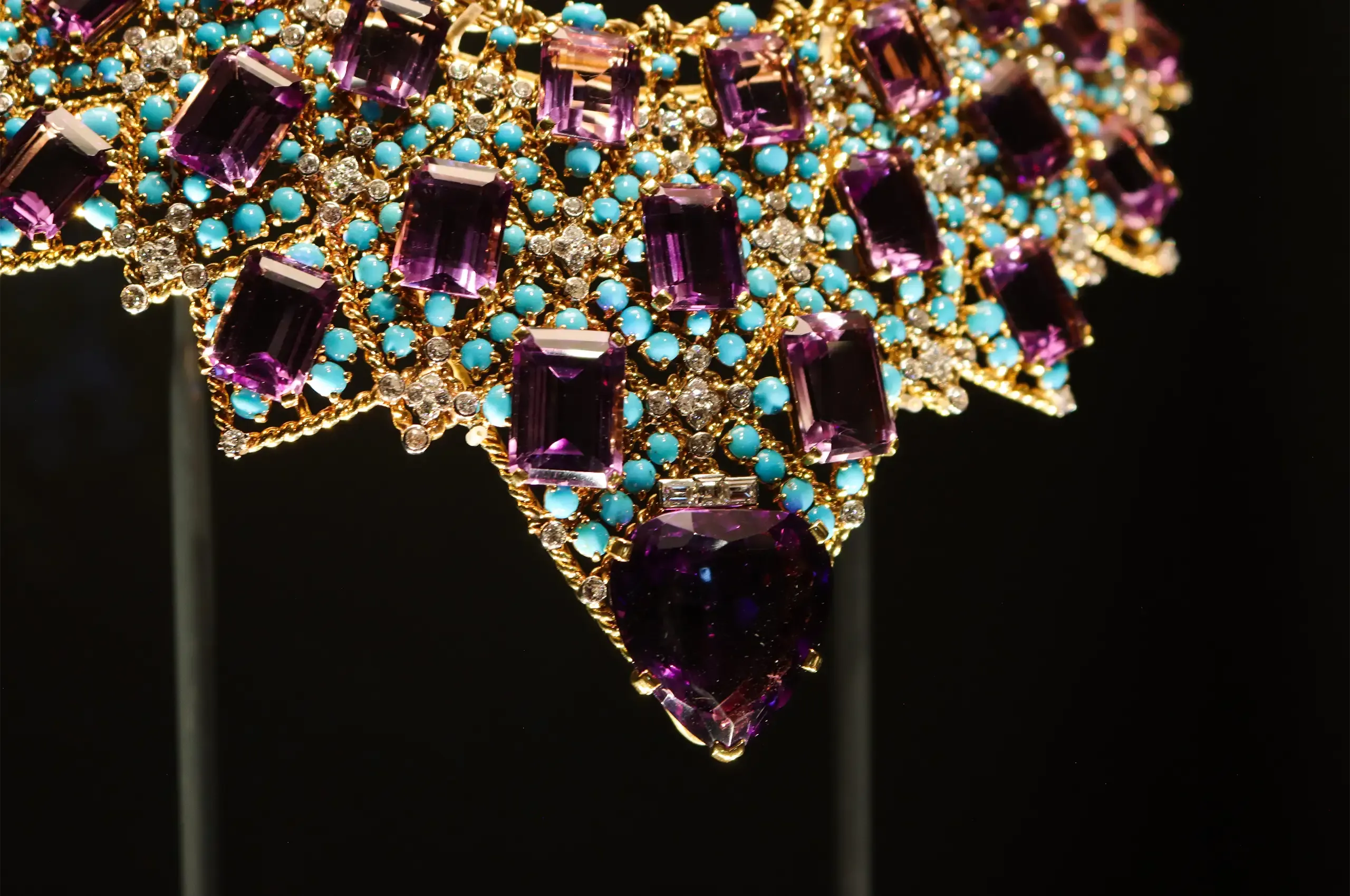 A closer look at the necklace’s amethysts, turquoise cabochons and brilliant-cut diamonds