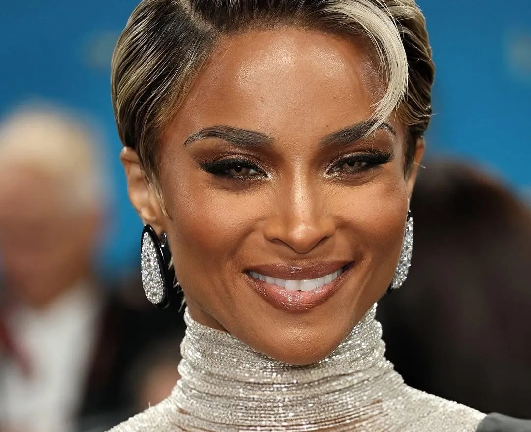 <p>Singer Ciara in diamonds by Lorraine Schwartz</p>
