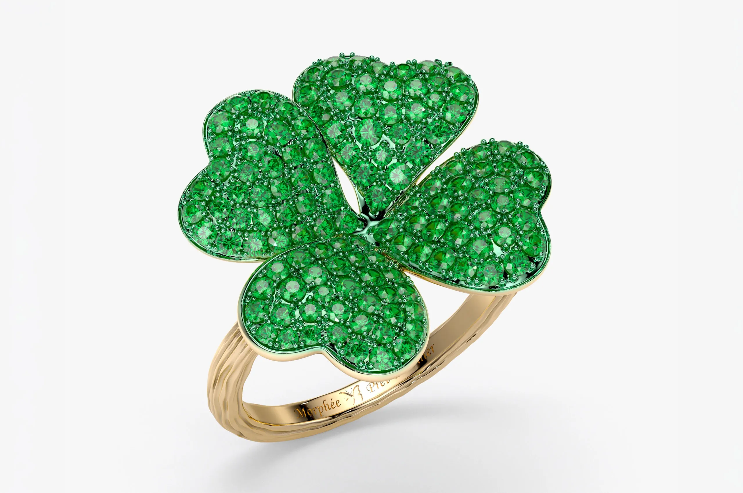 Prêt-à-Briller Large Clover ring in 9k yellow gold set with 1.19 carats of tsavorite garnets