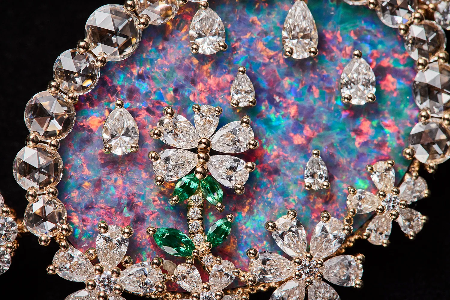 <p>A closer look at the Diorexquis Nature Precieuse High Jewellery necklace with pear-shaped diamonds and marquise-cut emeralds. Photo credit Piotr Stoklosa</p>