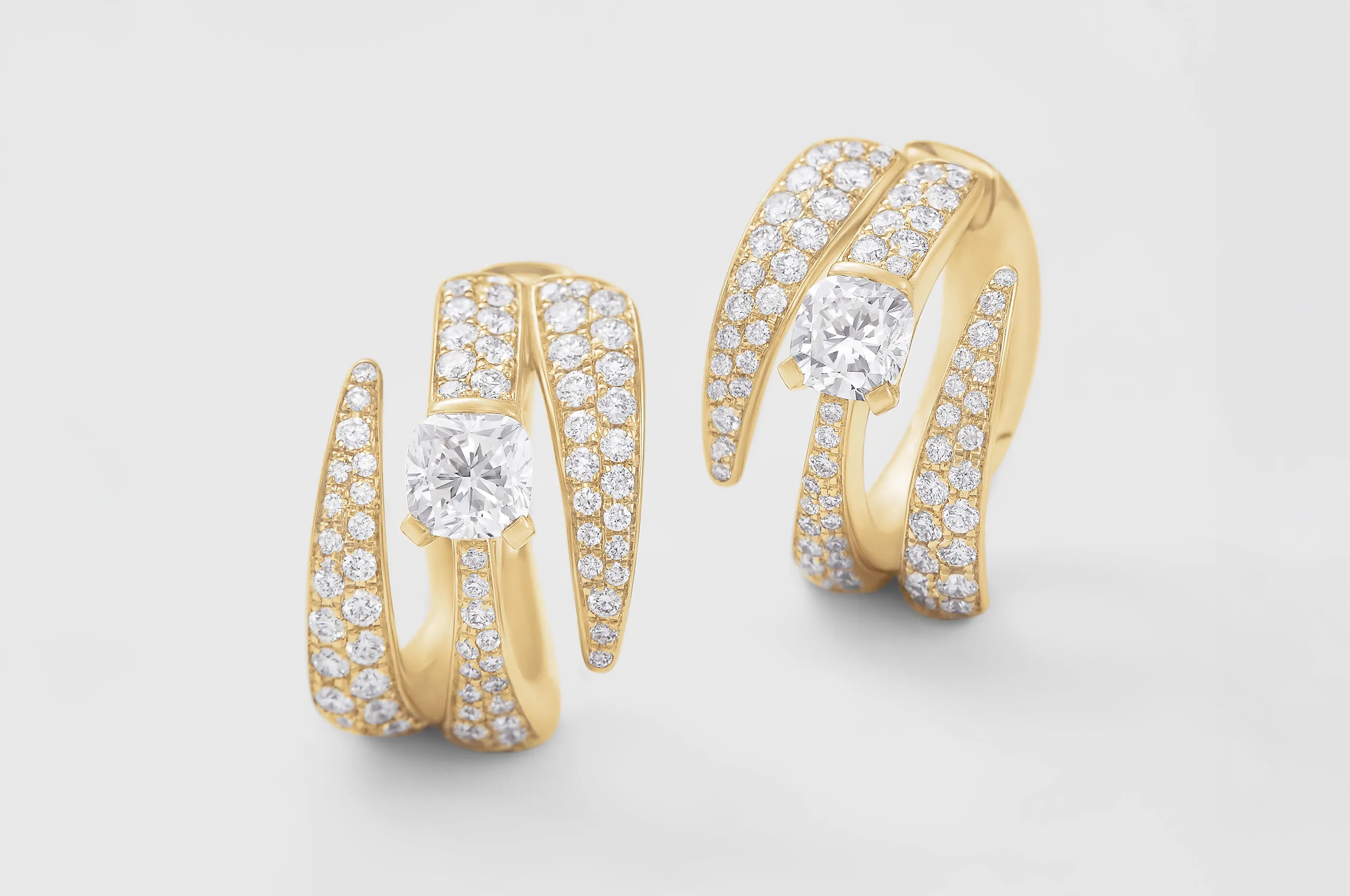 Giorgio Visconti multi-strings earrings with cushion-shaped diamonds in gold, part of the Like Me Chapter III collection 