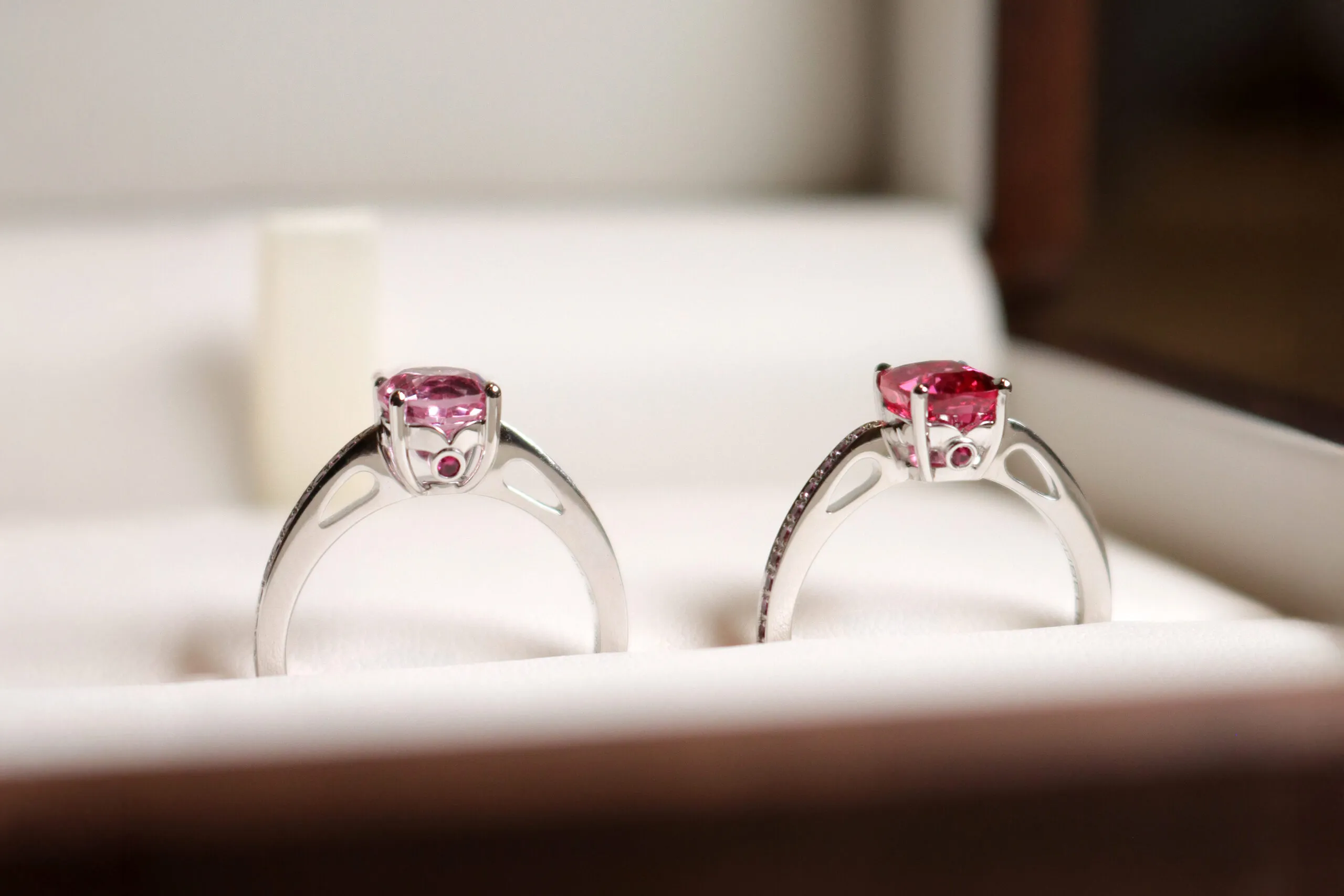<p>House of Gübelin spinel solitaire rings in shades of pink and red, set with the iconic Gübelin ruby in 18k white gold </p>
