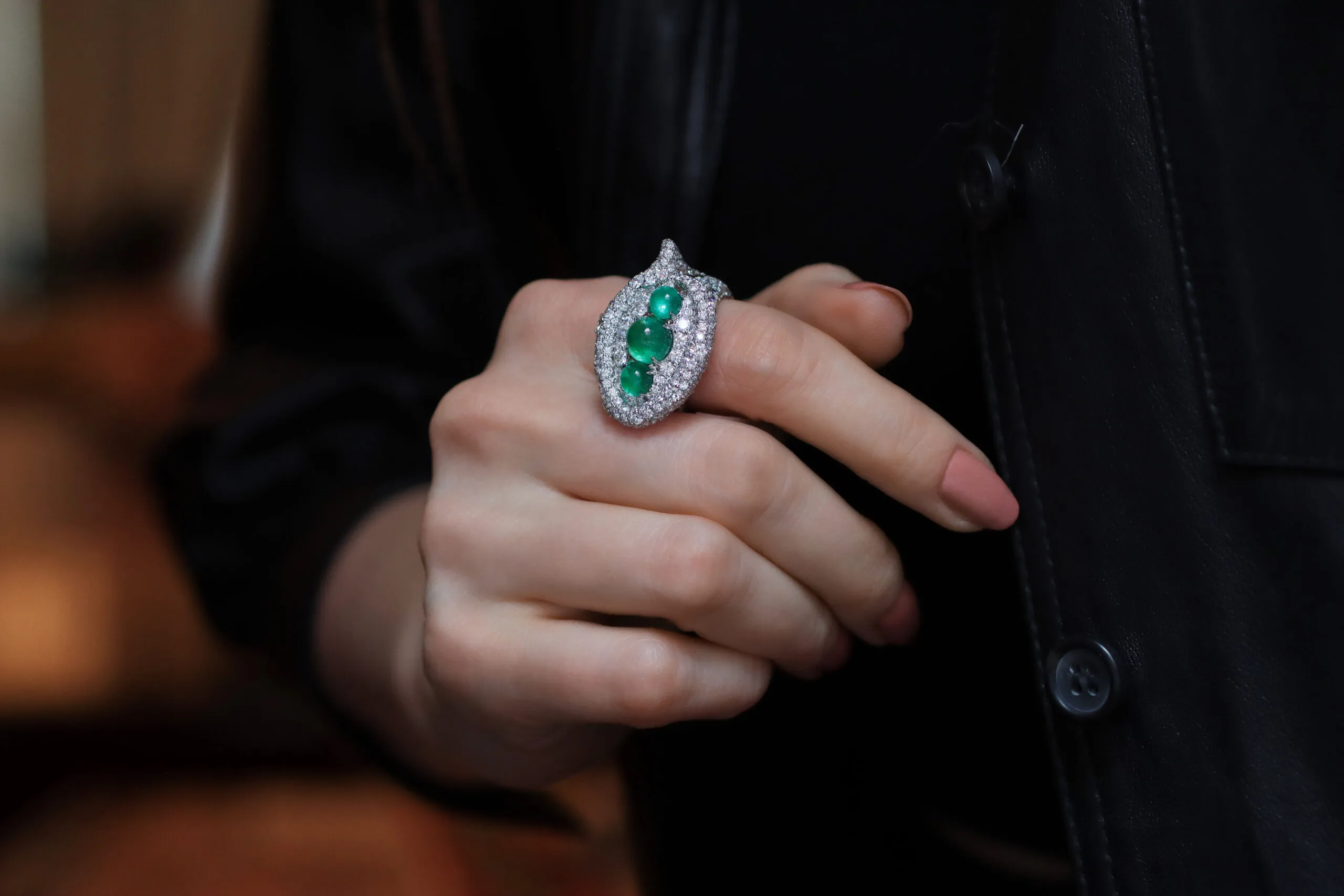 <p>AKANO Mkpulu ring with 6.9 carats of D-F colour, VVS-VS clarity diamonds and 4.2 carats of round emeralds, set in 18k gold </p>