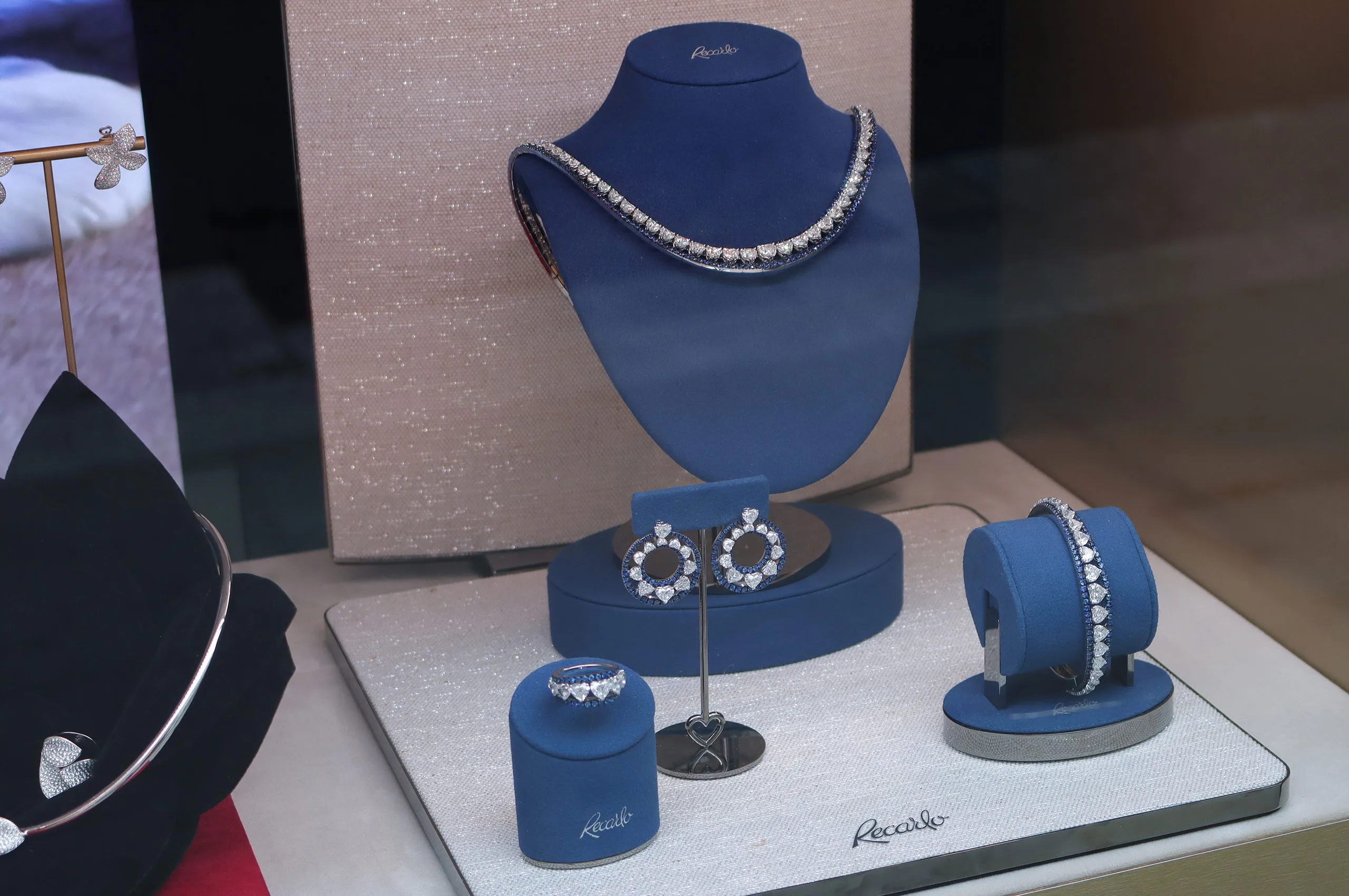 Recarlo is among the leading Italian fine jewellery houses available at Swiss Gallery