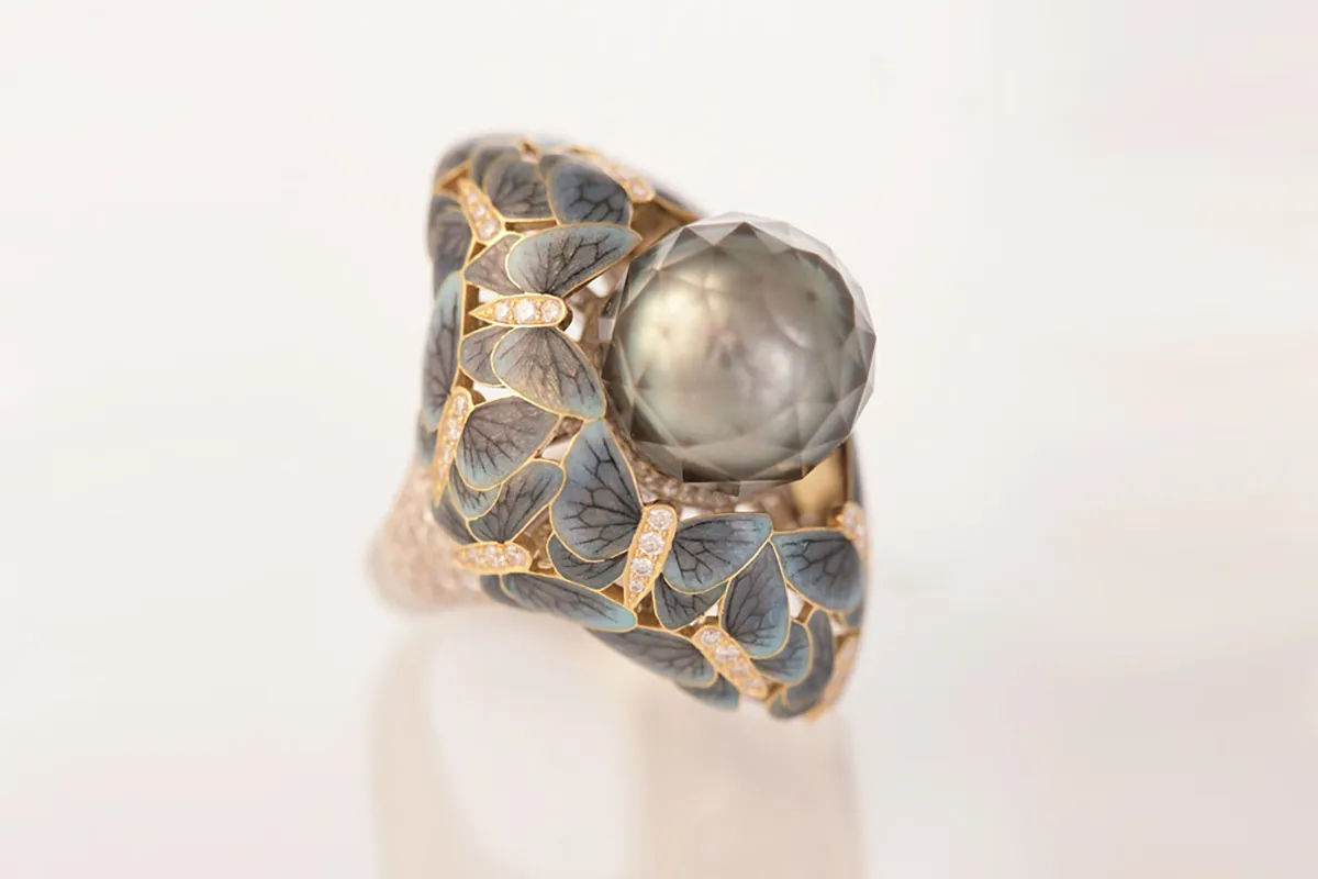 <p>Ilgiz F. Butterflies enamel ring with a Tahitian pearl faceted by Viktor Tuzlukov</p>