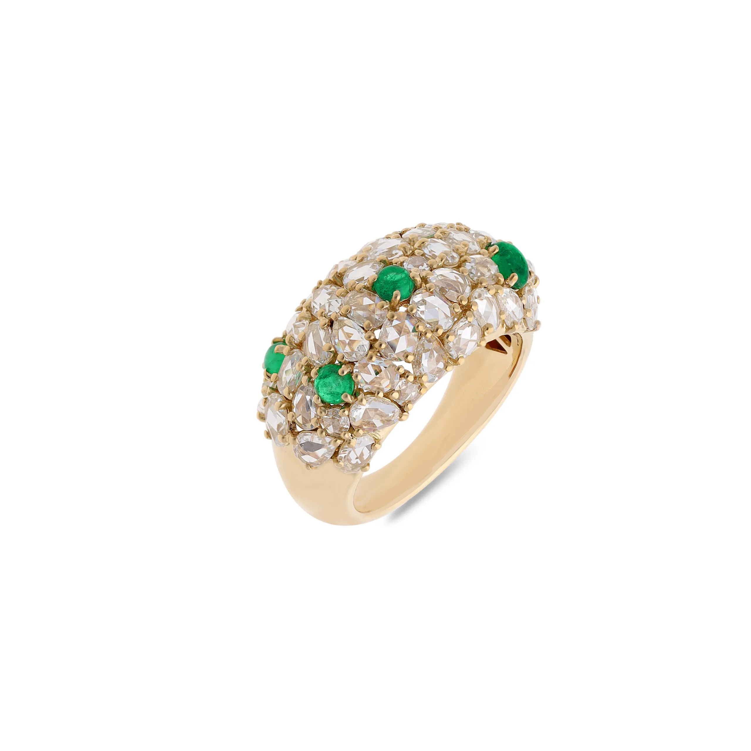 <p>Gyan Jaipur ring from the Jaipur collection with diamonds and emeralds in 18k yellow gold </p>

