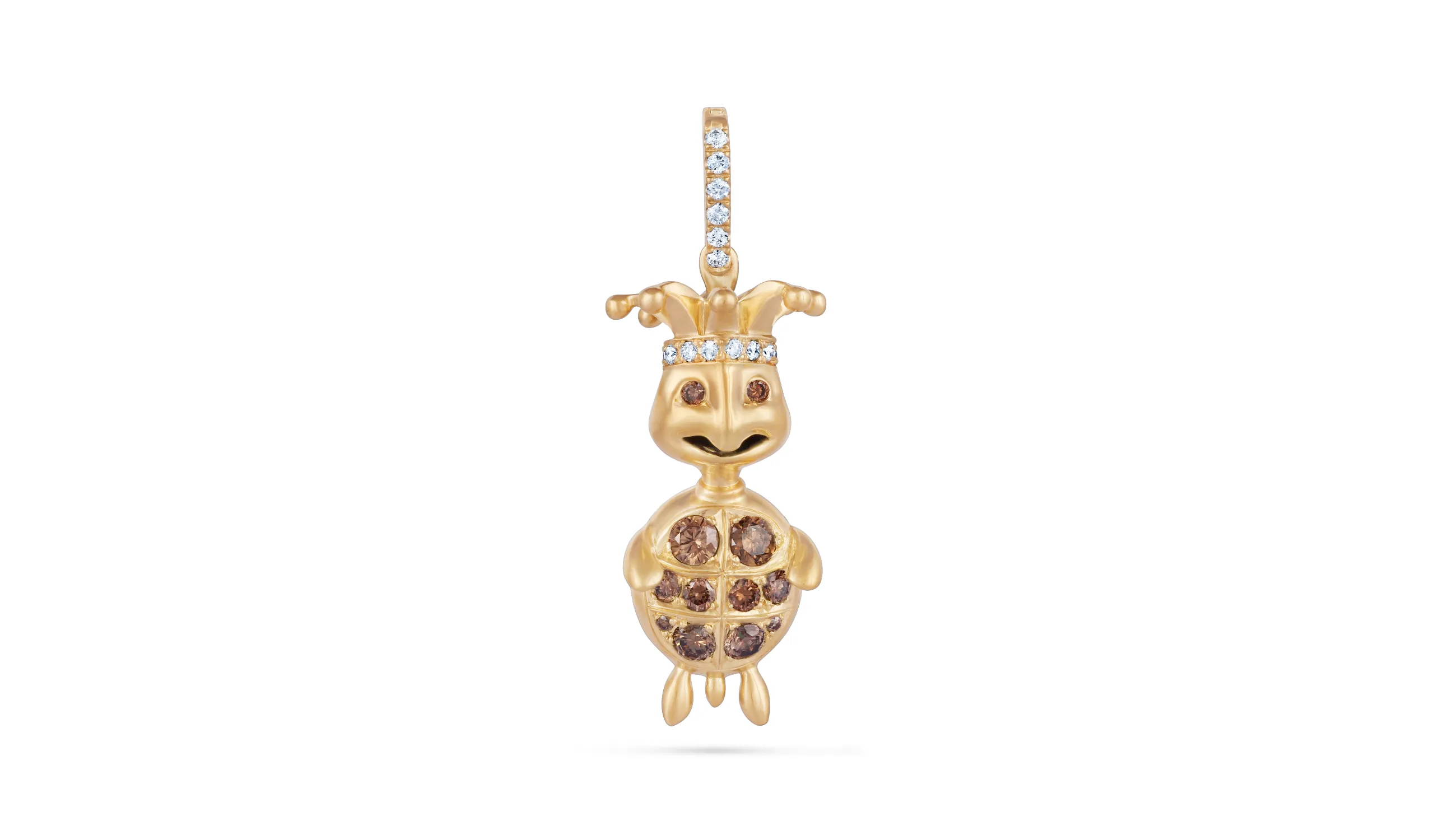 <p>Karina Choudhrie Big Splash Circus Turtle sculptural pendant with diamonds in 18k yellow gold</p>