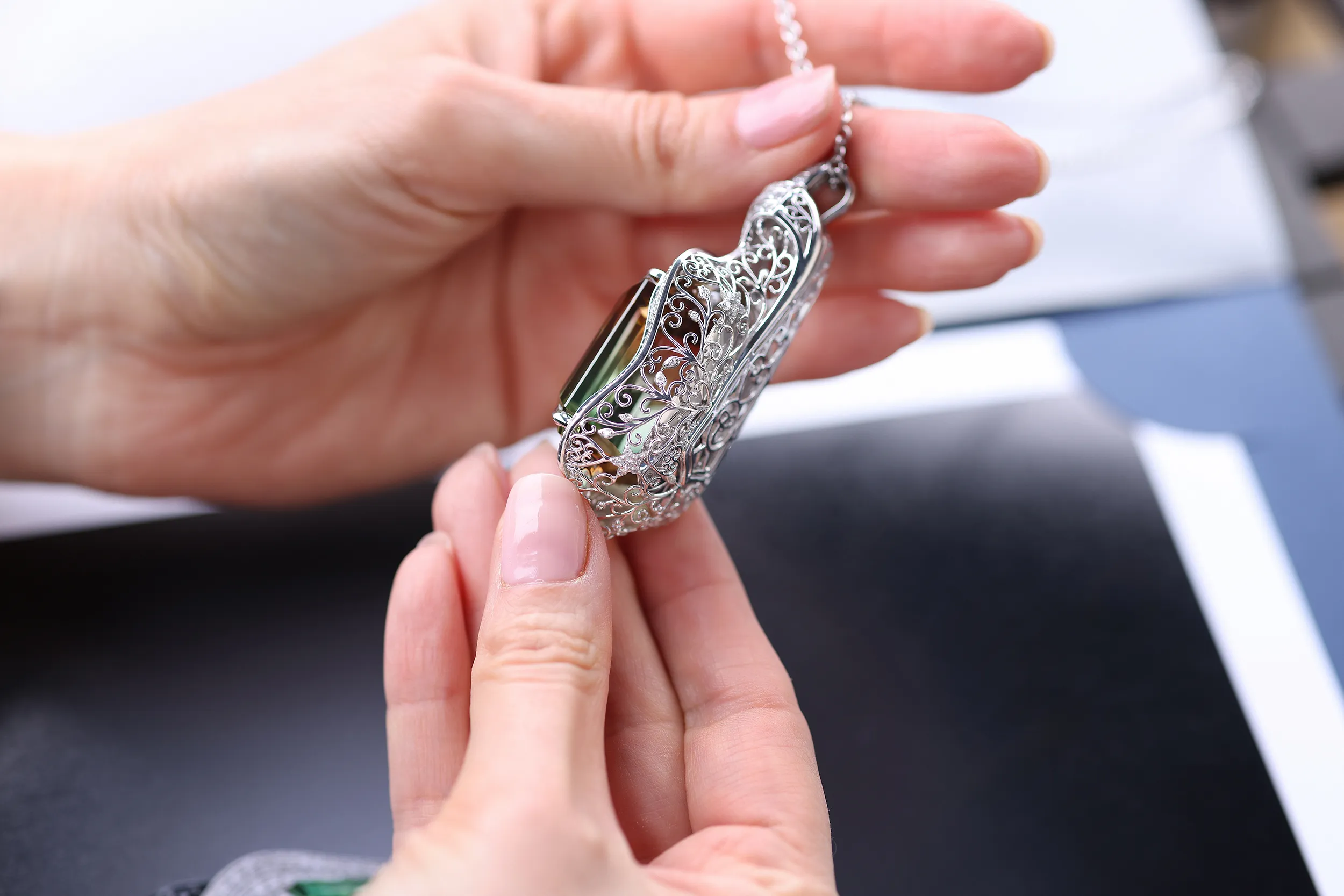 <p>The craftsmanship is superb from all angles</p>
