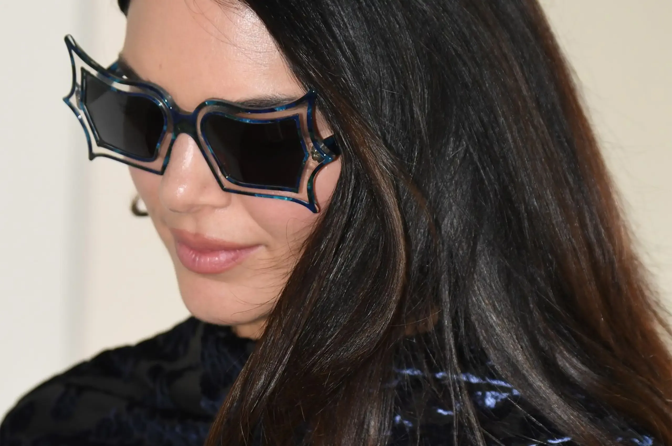 Peggy Guggenheim’s famously unconventional eyewear finds a contemporary echo in Kendall Jenner’s sculptural spiked sunglasses.