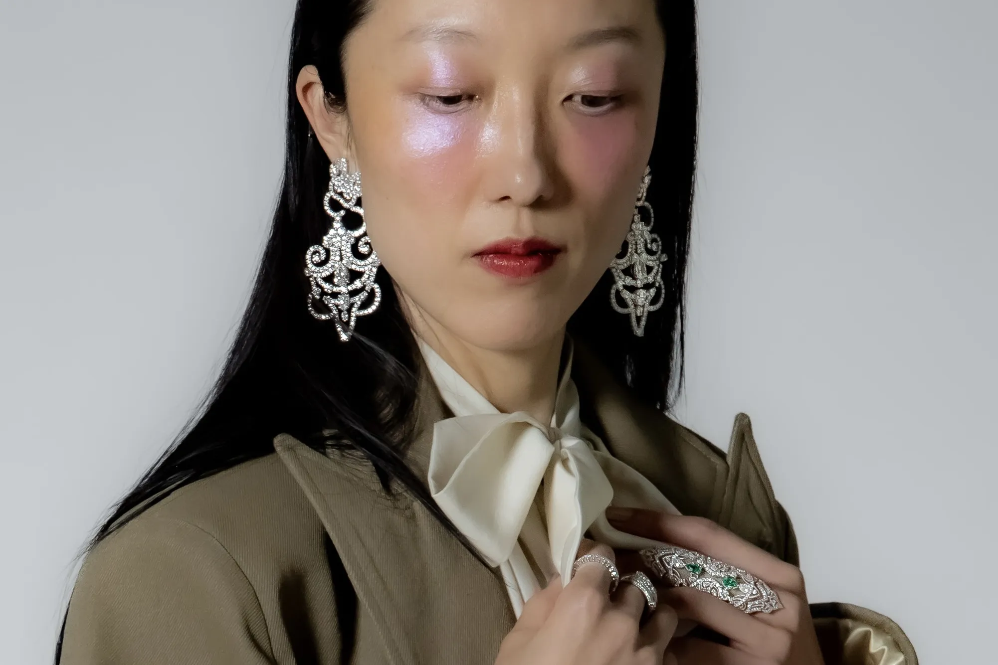 <p>The translation of lace into gold and diamonds is Van Der Bauwede Genève’s latest innovation</p>