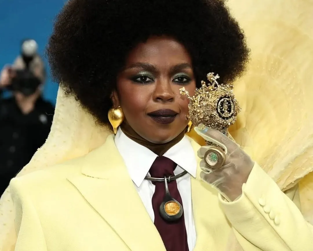 <p>Singer Lauryn Hill wore pieces by British-Ghanaian jeweller Emefa Cole, crafted in Single Mine Origin (SMO) gold</p>
