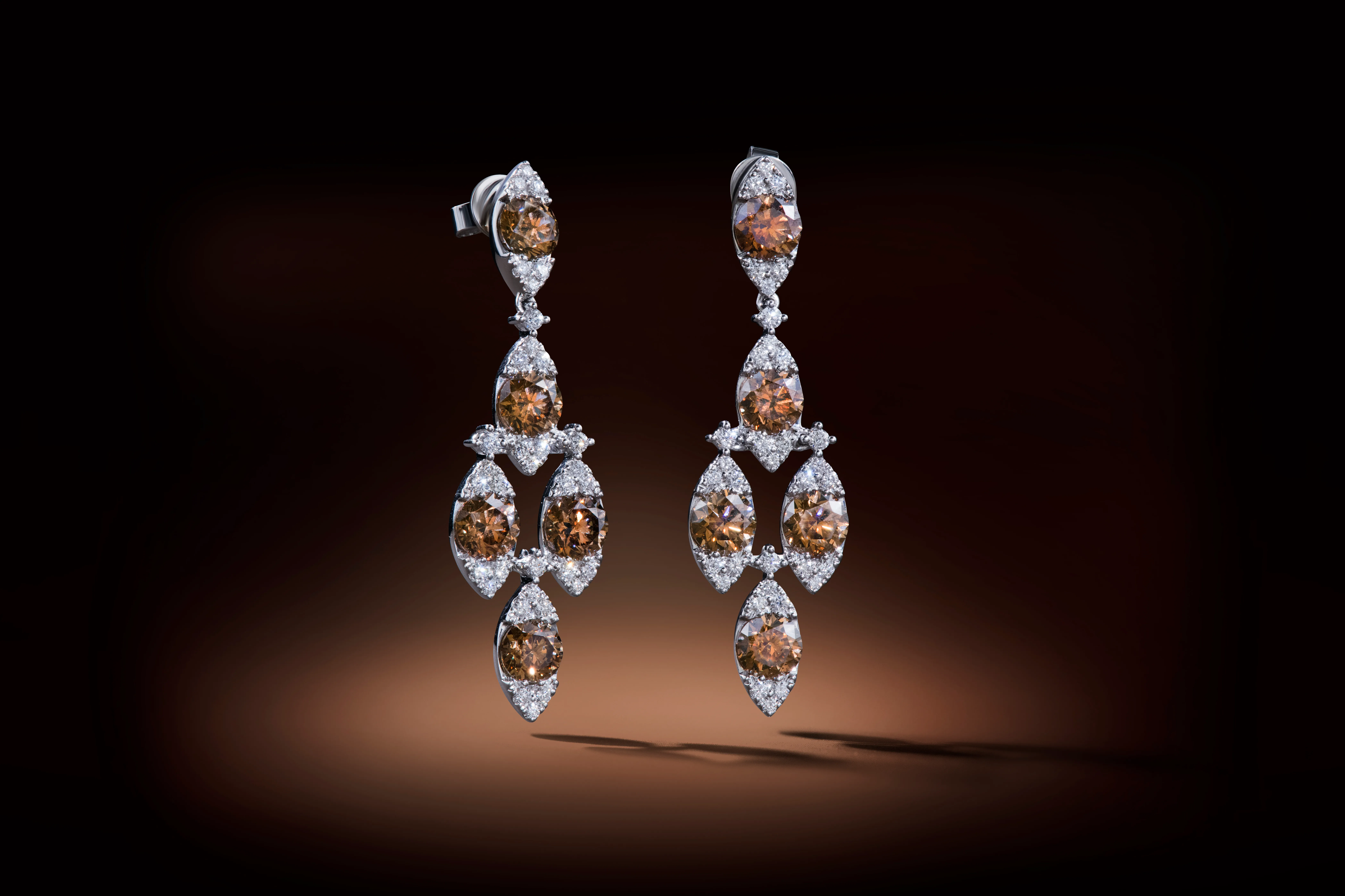 <p>Le Vian Couture® Sheba earrings with 6.24 carats of natural fancy coloured Chocolate Diamonds® and Vanilla Diamonds® in 18k Vanilla Gold®</p>